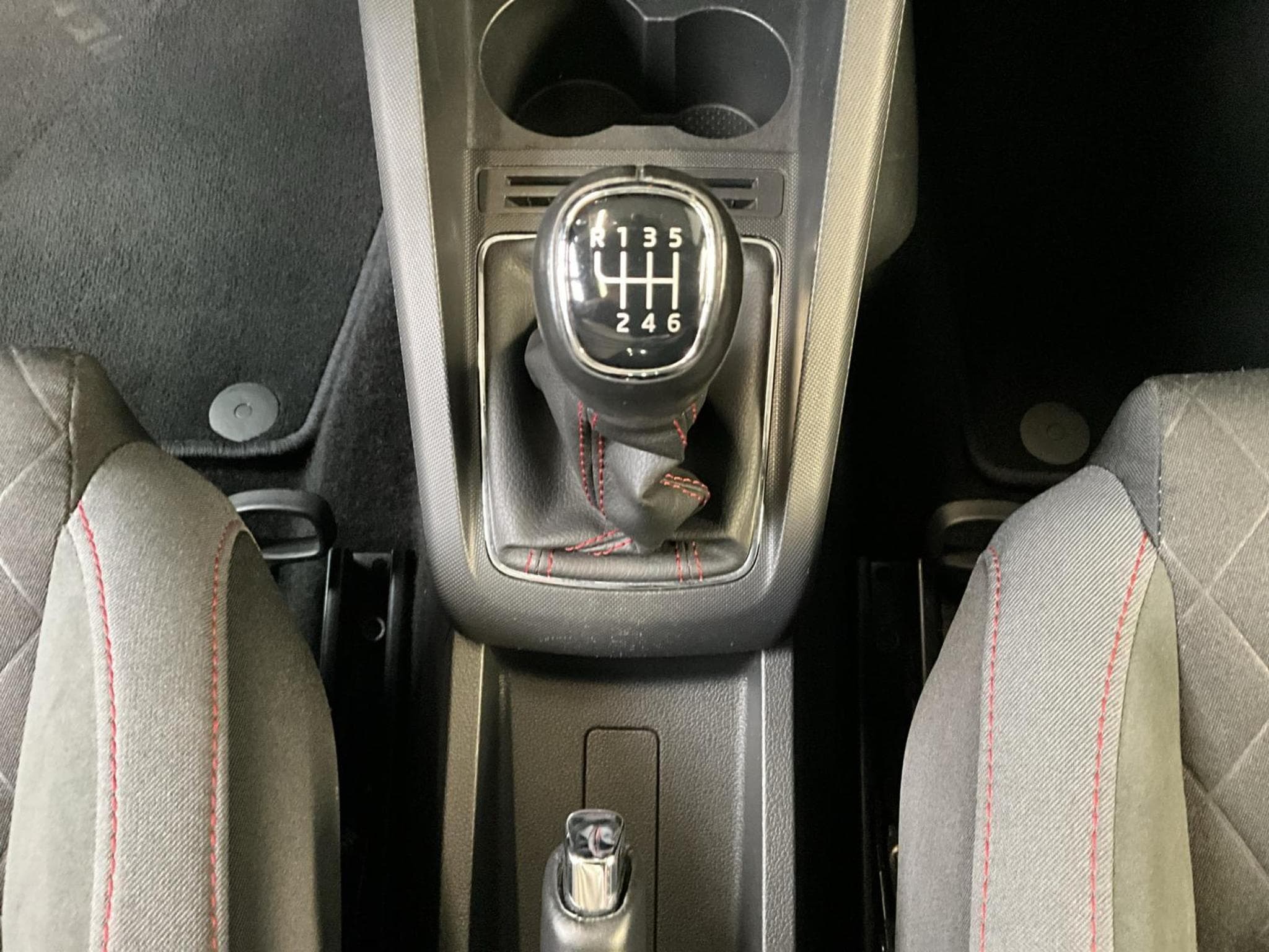 Skoda Fabia Monte-Carlo+Navi+Pano+Digi+ (2020) - Foto 14