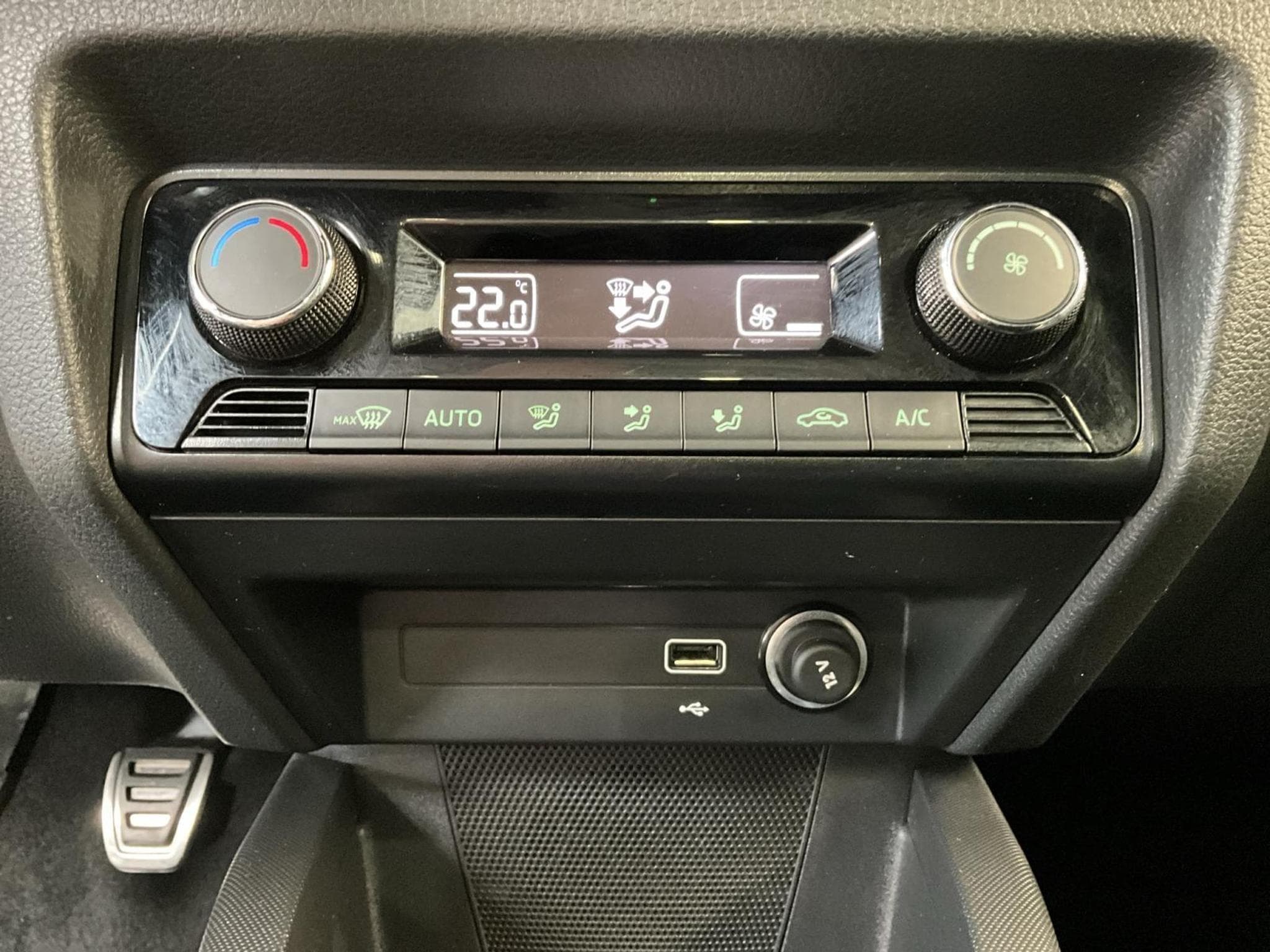 Skoda Fabia Monte-Carlo+Navi+Pano+Digi+ (2020) - Foto 16