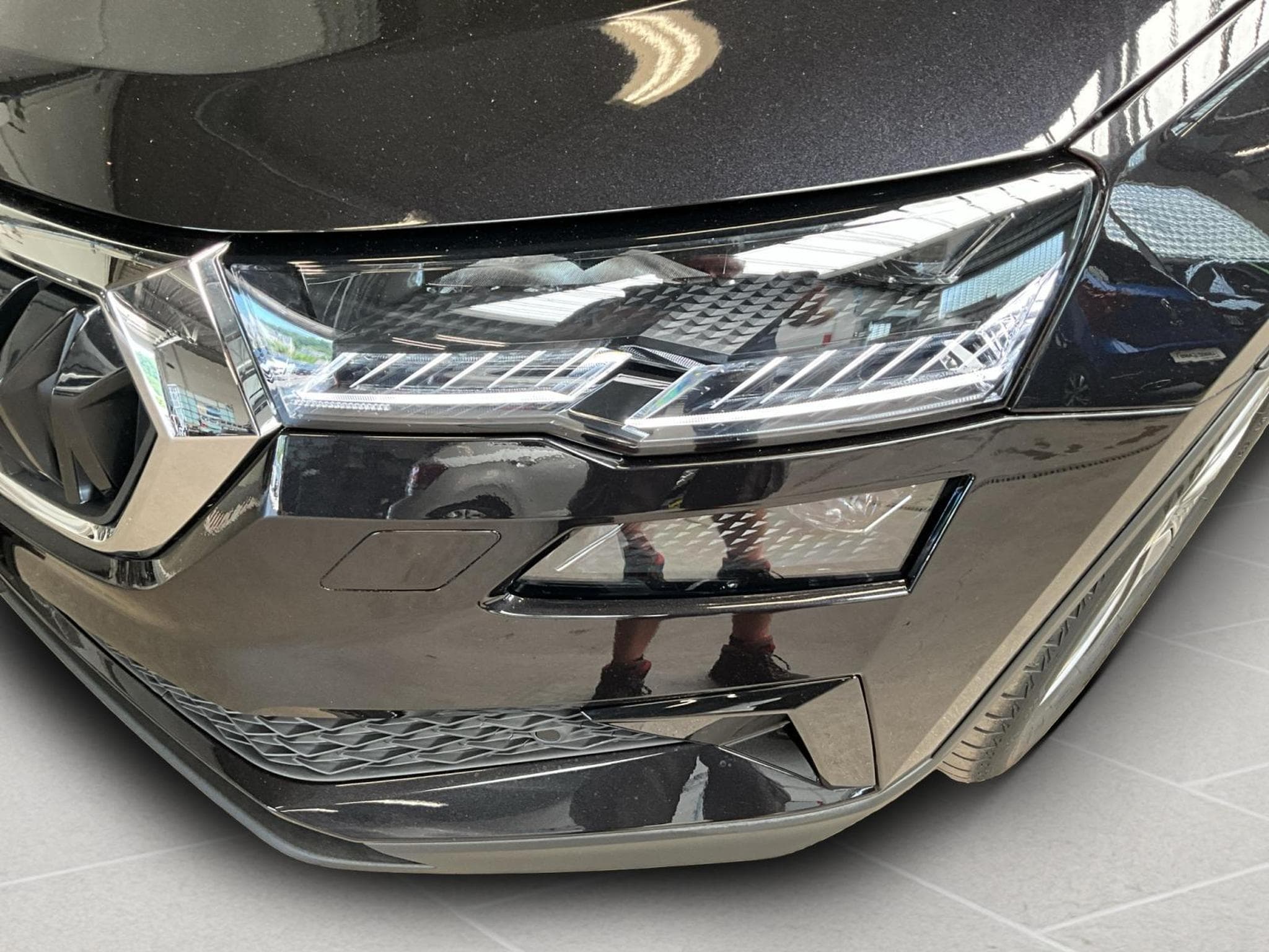 Skoda Karoq Style+DSG+4x4+P.Simply+AHK+LM18 (2022) - Foto 17