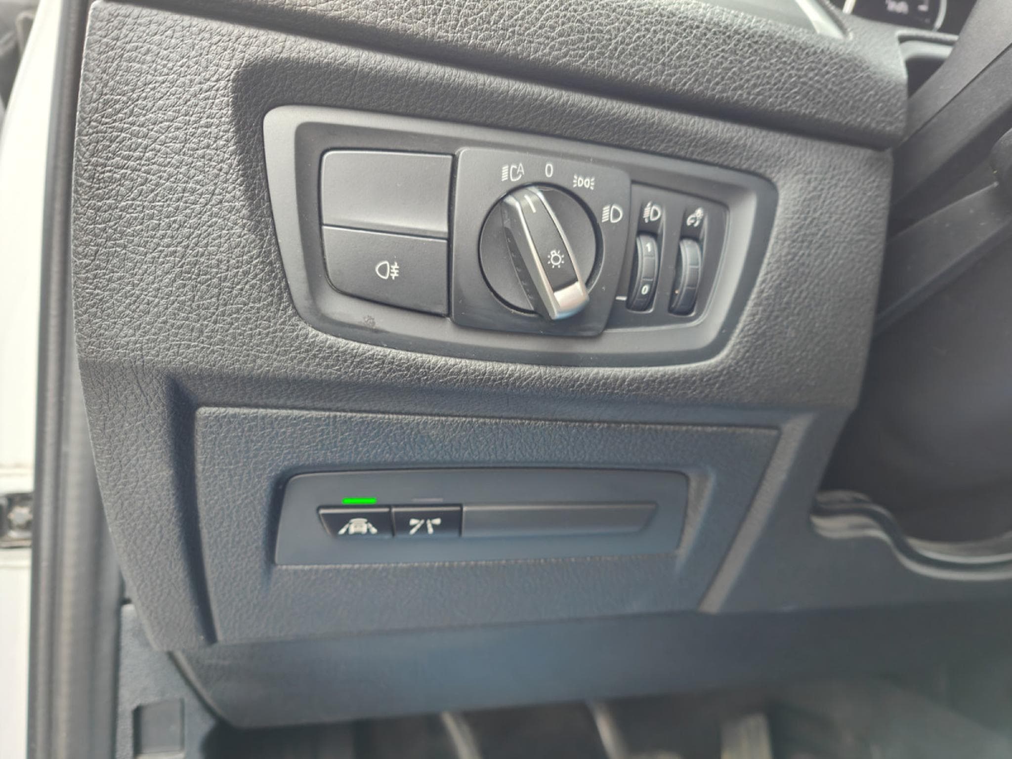 BMW 116 116i INTERIEUR CUIR GPS BLUETOOTH RADAR AV/ARR (2018) - Foto 21