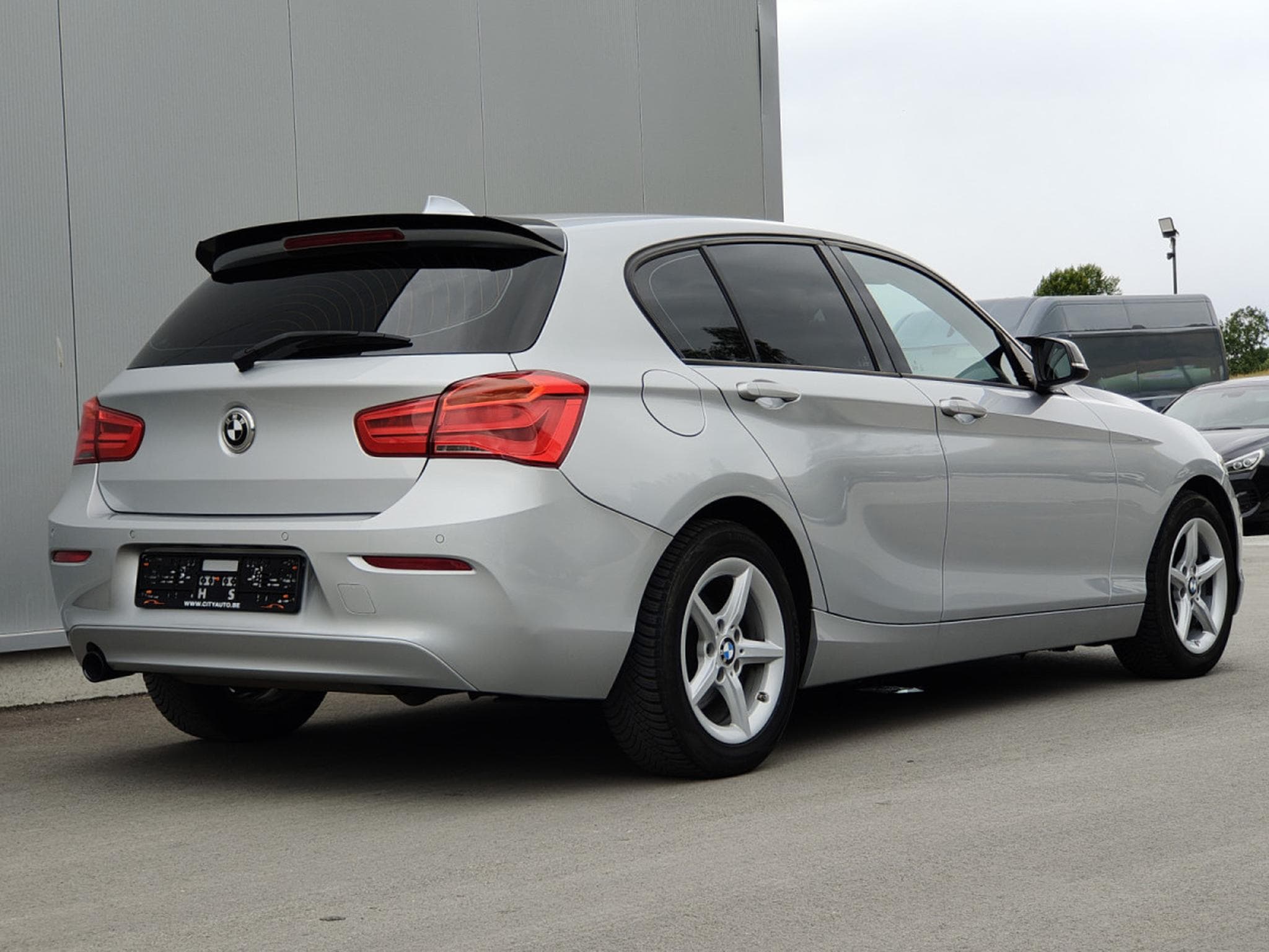 BMW 116 116i INTERIEUR CUIR GPS BLUETOOTH RADAR AV/ARR (2018) - Foto 24