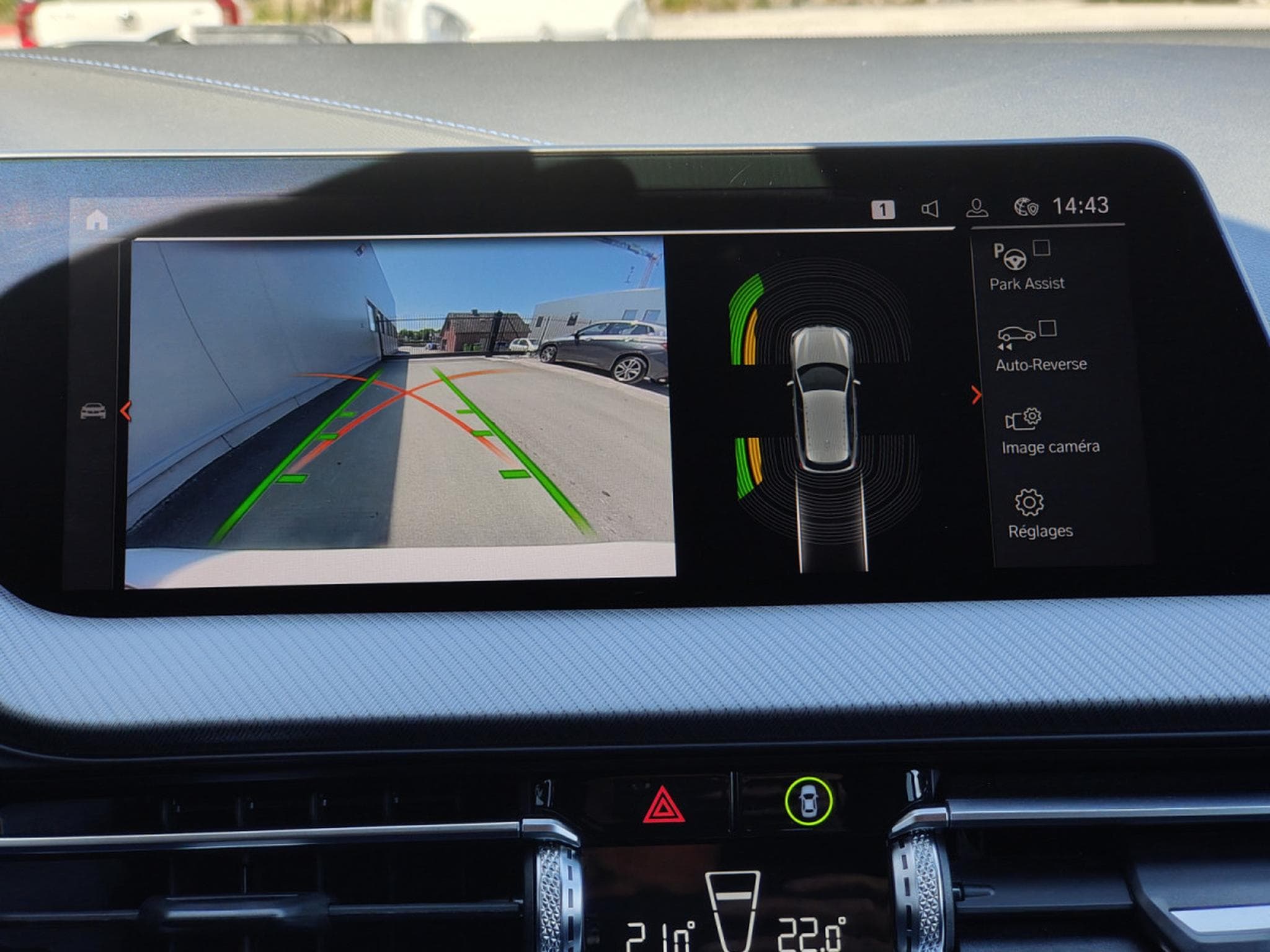BMW 118 118i PACK M SIEGES M CARPLAY GPS PHARES LED (2021) - Foto 17