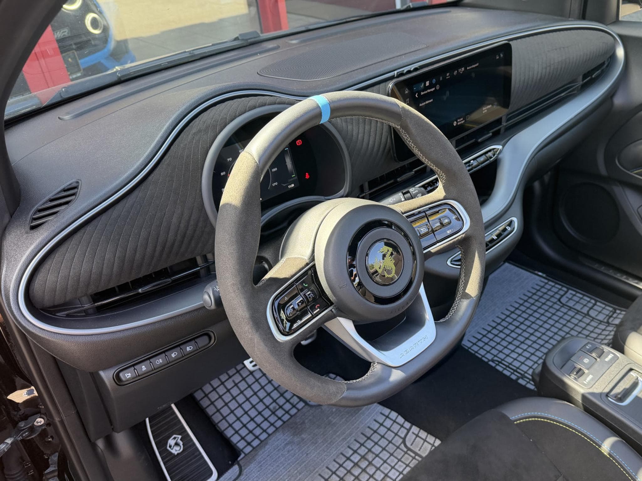 Abarth 500 CABRIO TURISMO LED CUIR NAVI 1 HAND (2023) - Foto 7