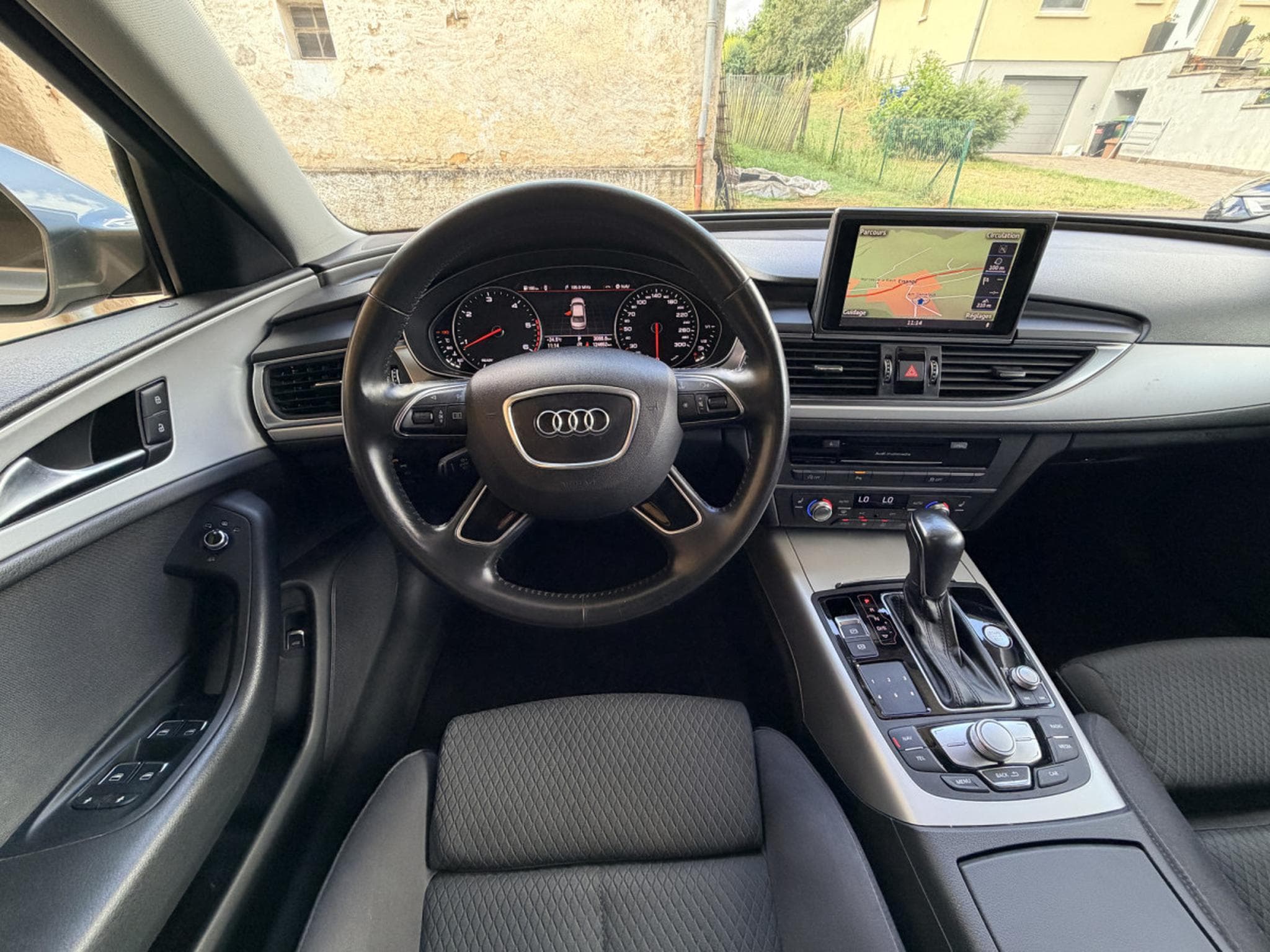 Audi A6 2.0 TDI S-line ext. Automatique 190CV (2019) - Foto 13