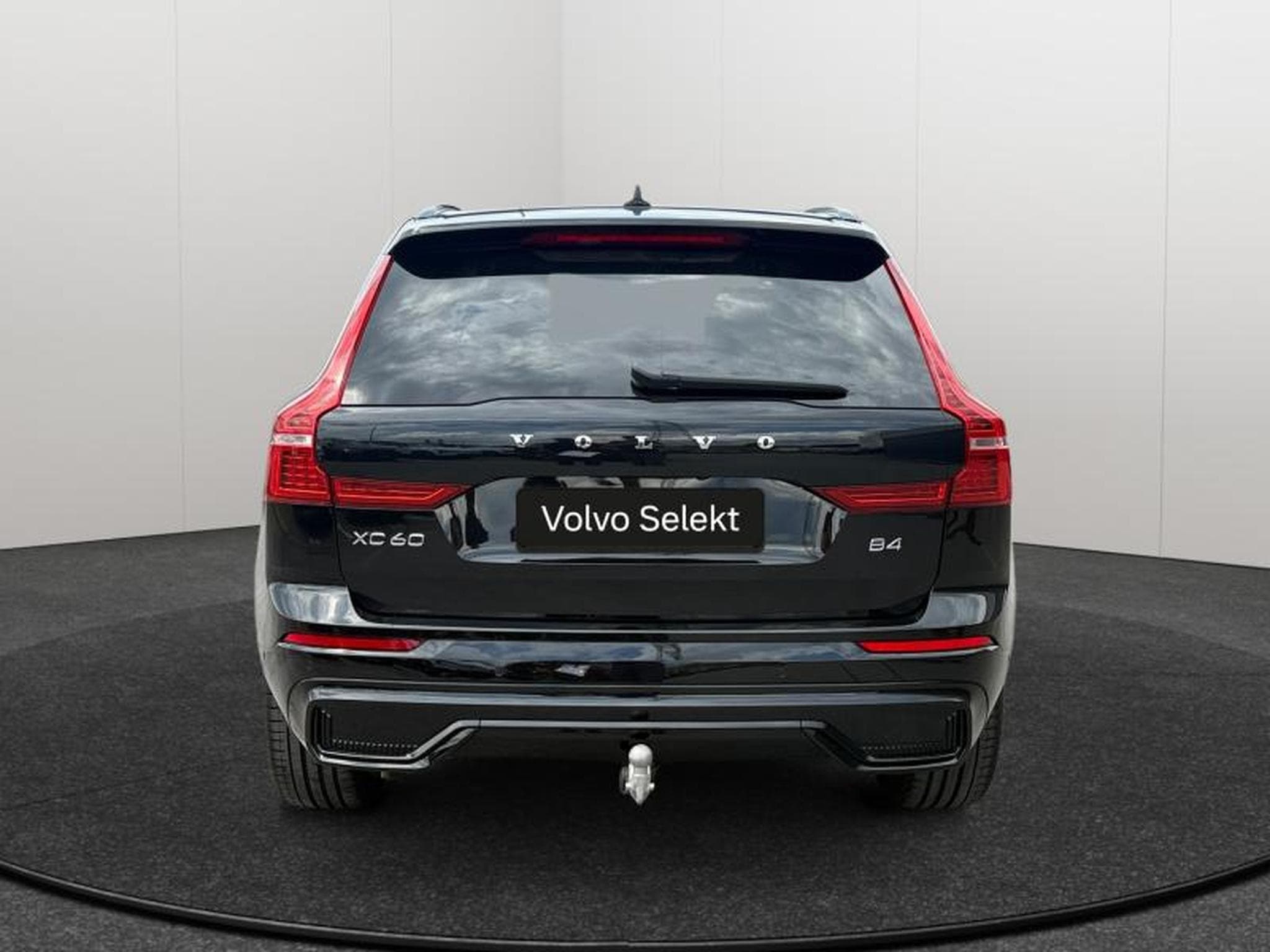 Volvo XC60 B4 Plus Dark / Essence (2024) - Foto 4