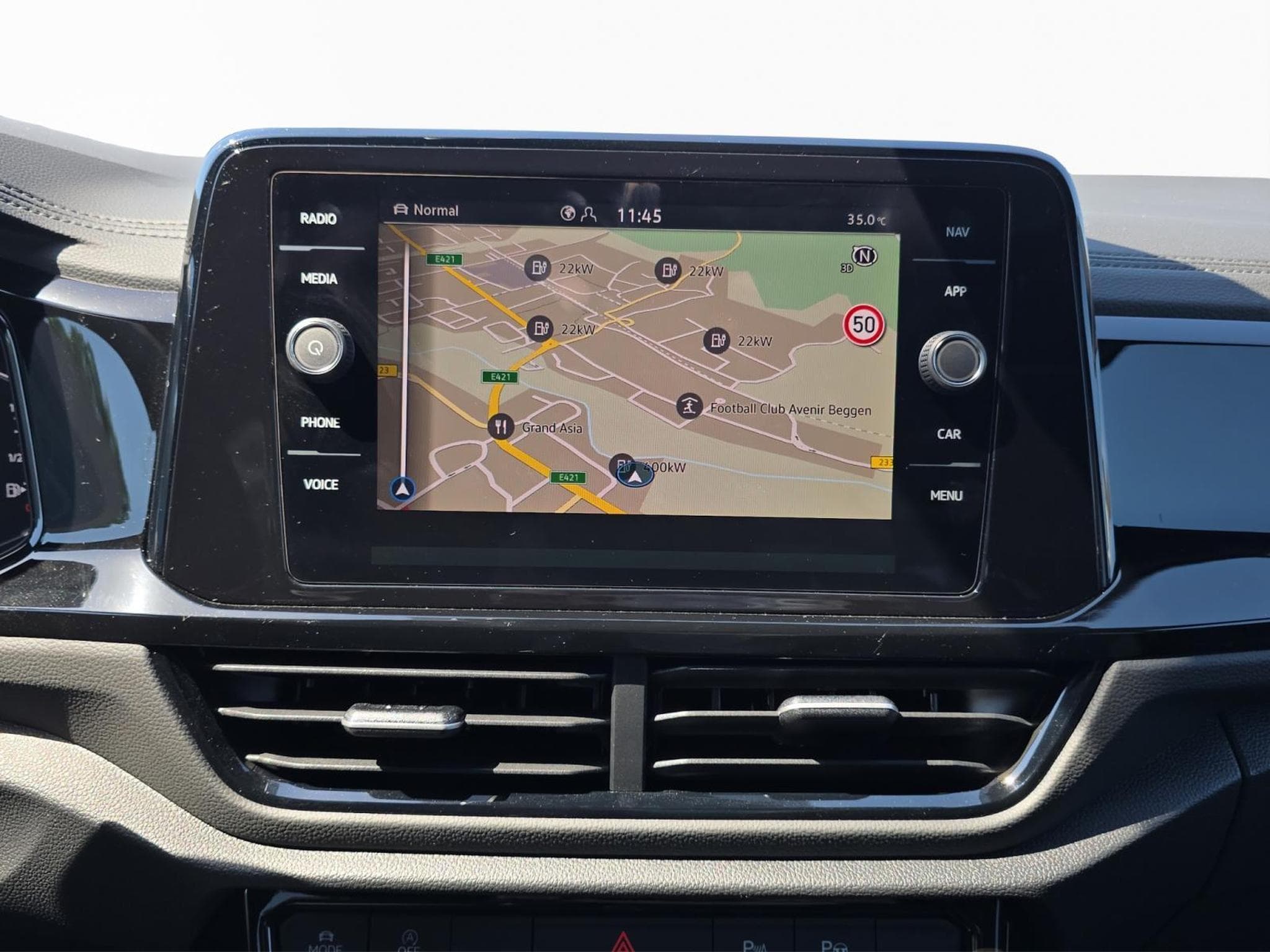 VW T-Roc R-Line (2026) - Foto 13