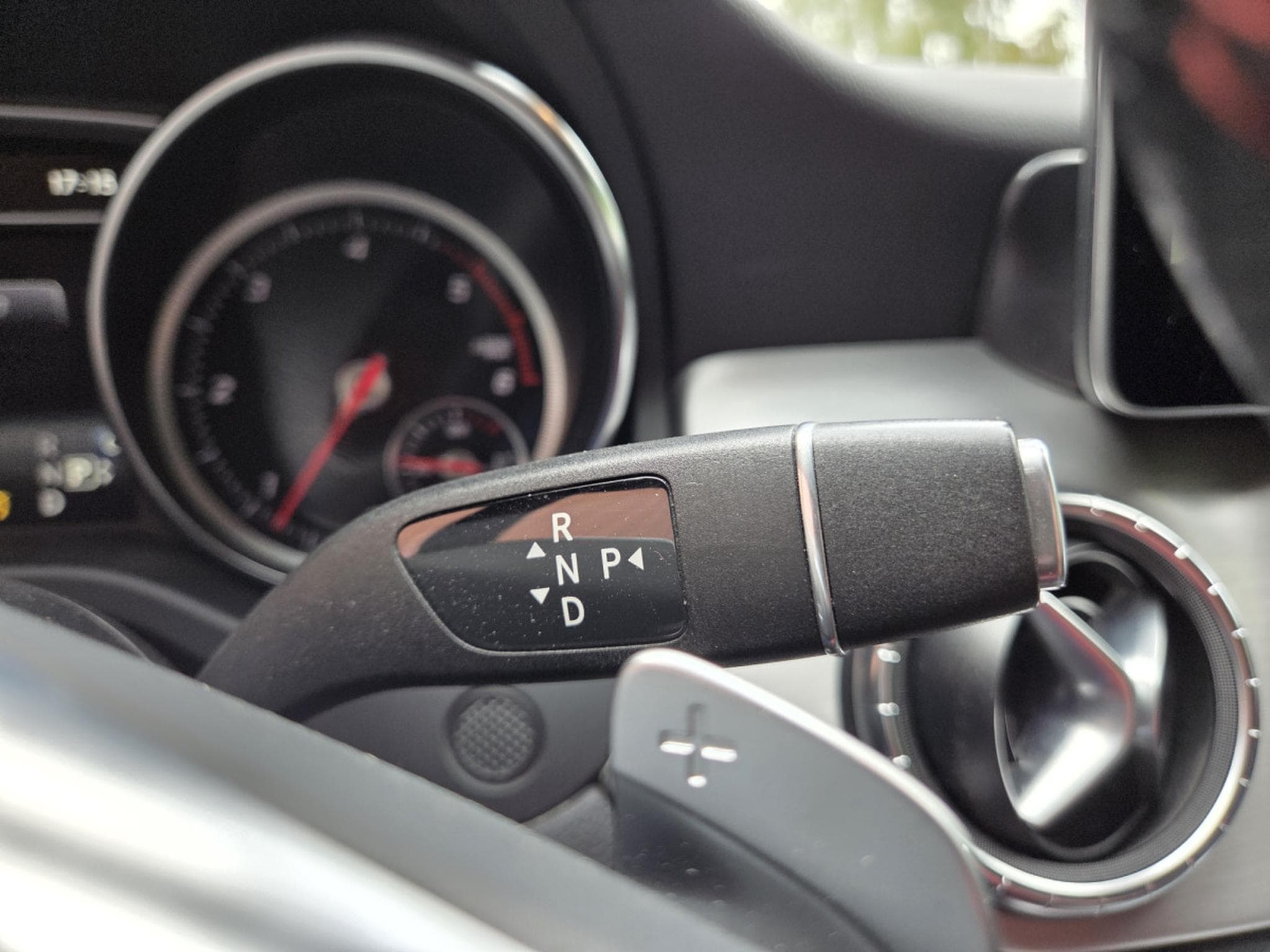 Mercedes CLA 200 Shooting Brake 7G-DCT AMG-LINE (2017) - Photo 14