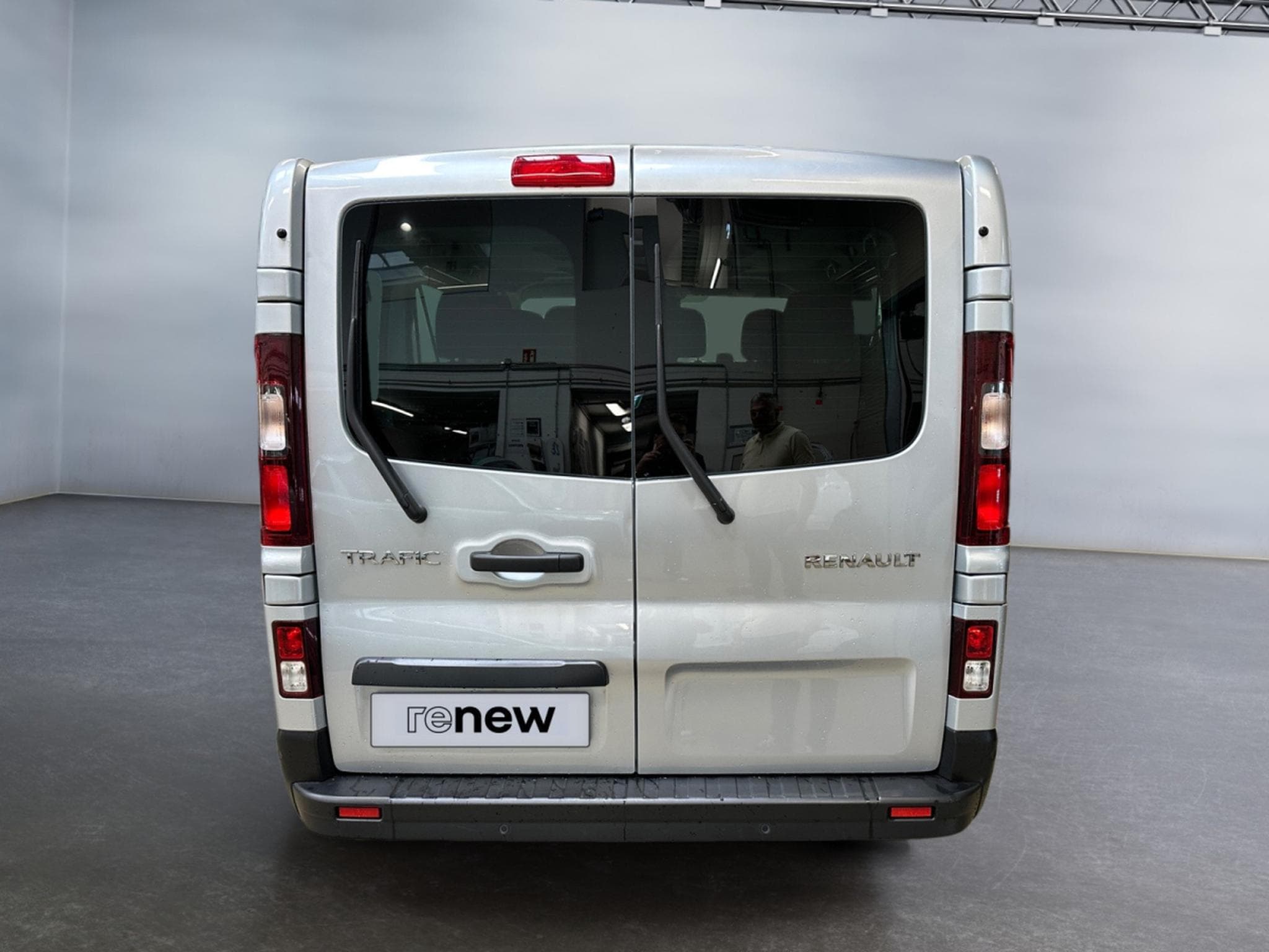 Renault Trafic Passenger Zen Energy Blue dCi 150 EDC 9 places (2024) - Foto 5