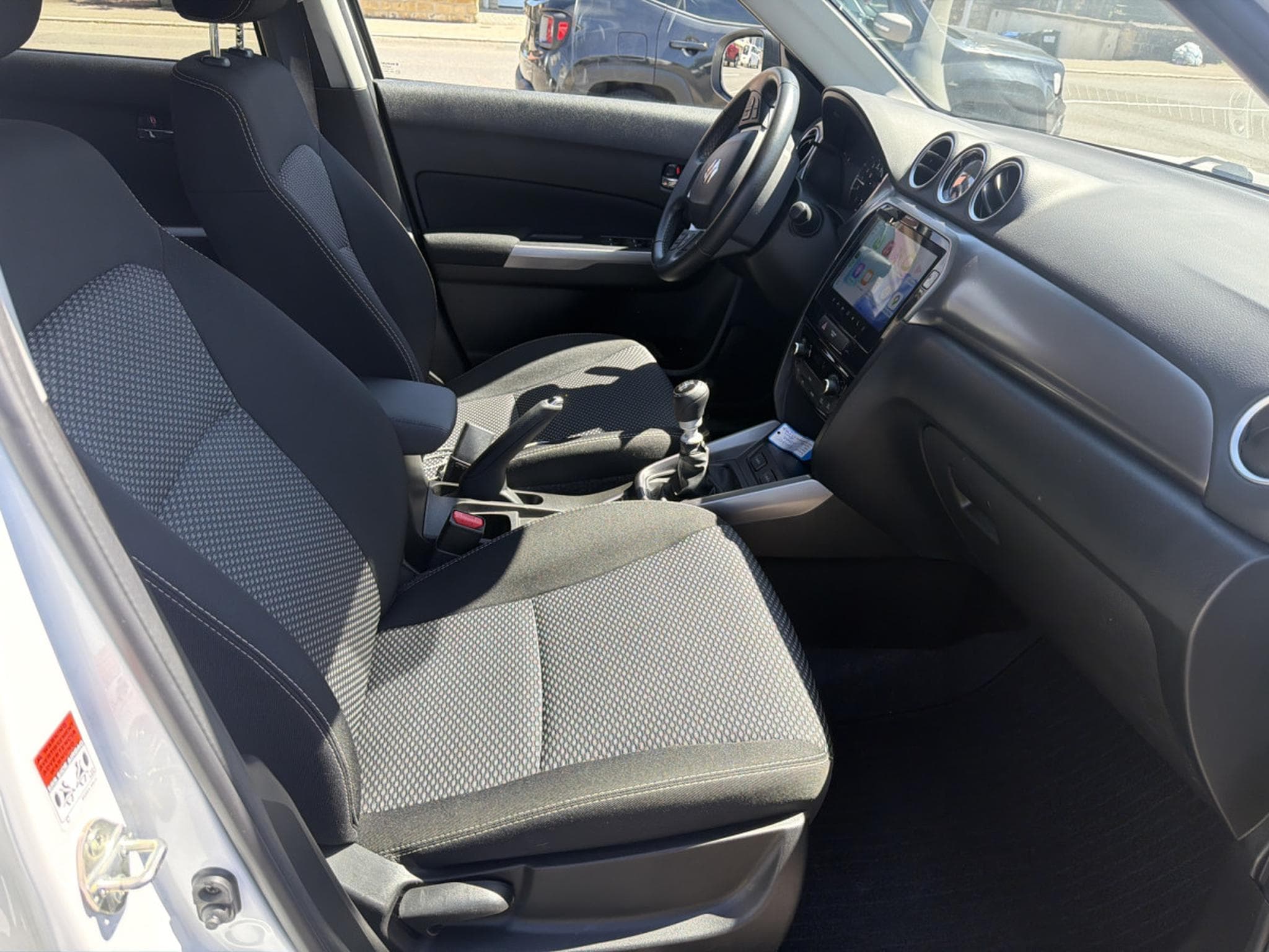 Suzuki Vitara 5D 1.4GL HYBRIDE 130CV BM6 (2024) - Photo 11