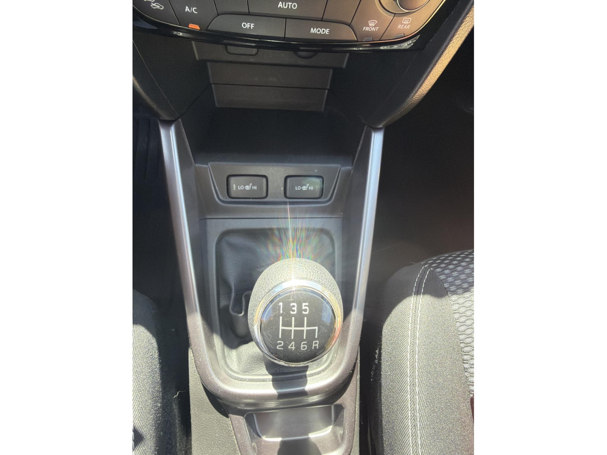 Suzuki Vitara 5D 1.4GL HYBRIDE 130CV BM6 (2024) - Photo 20