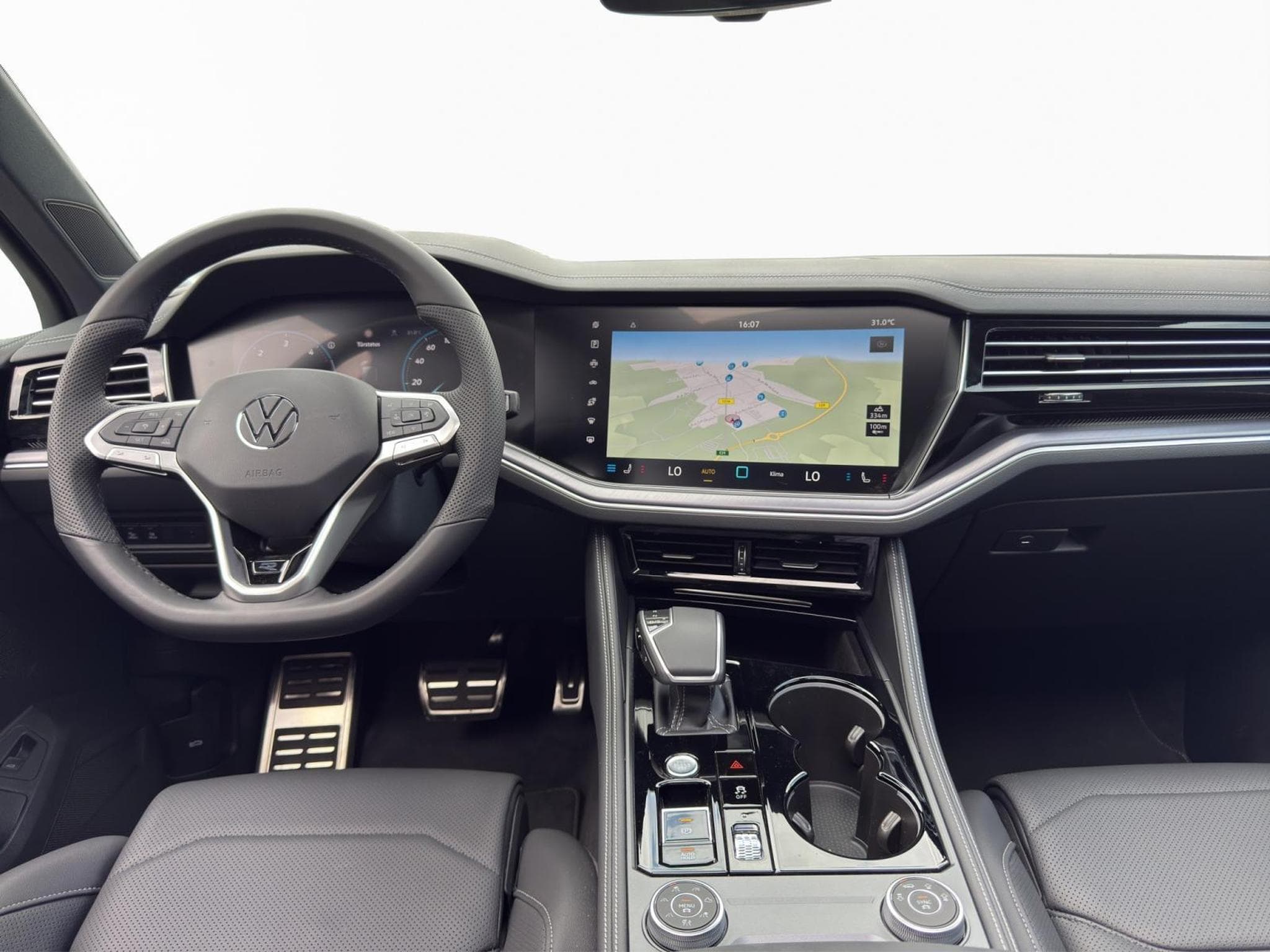 VW Touareg R-Line (2026) - Photo 10
