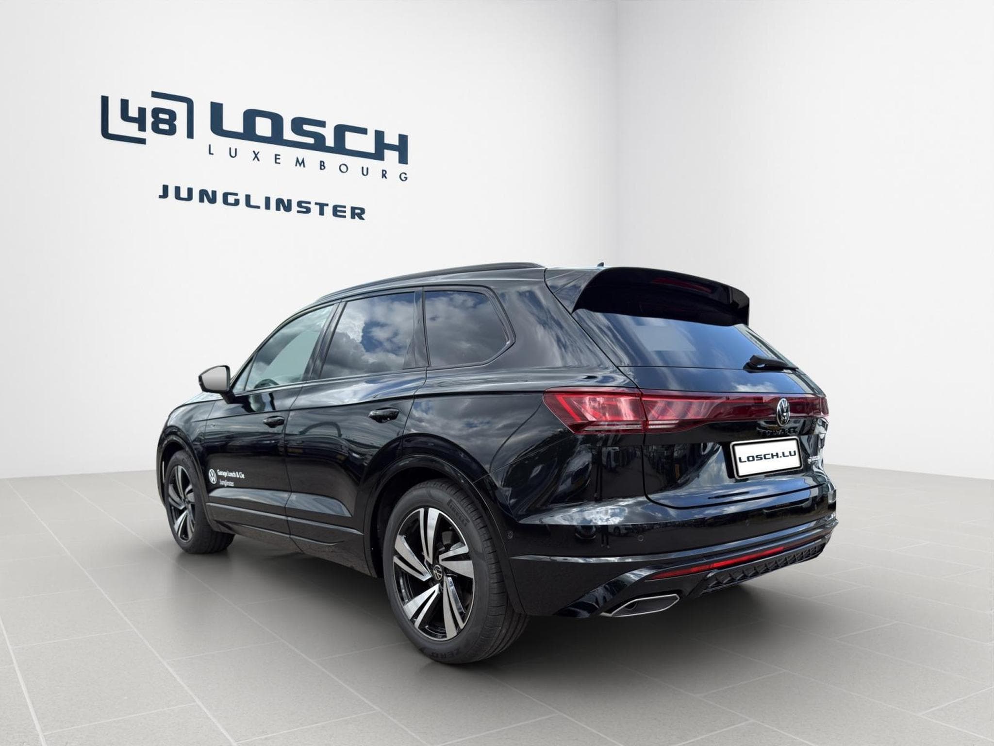 VW Touareg R-Line (2026) - Photo 6