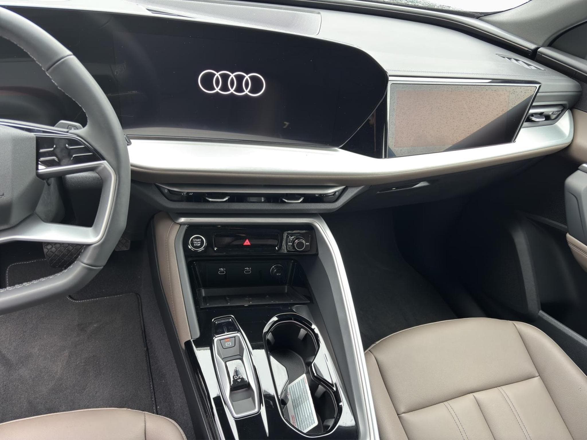 Audi Q5 Sportback (2026) - Photo 12