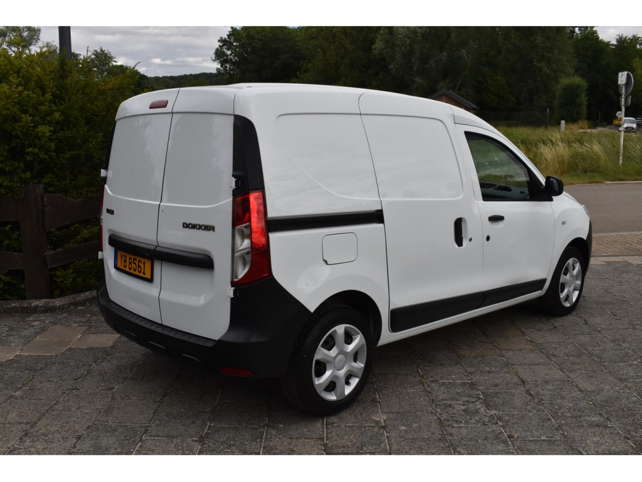 Dacia Dokker 1,5 DCi airco Eu6 sans Adblue (2019) - Foto 4