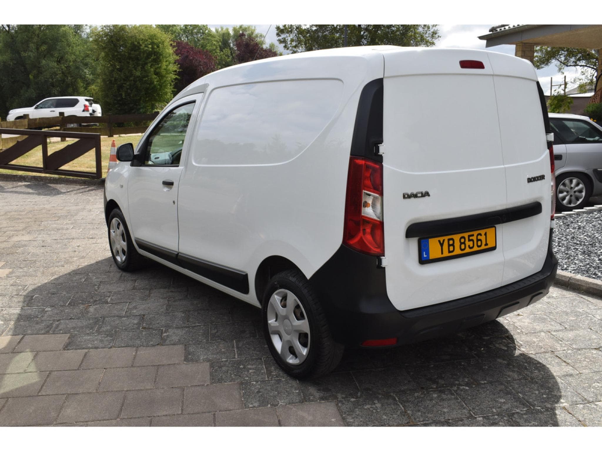 Dacia Dokker 1,5 DCi airco Eu6 sans Adblue (2019) - Foto 6