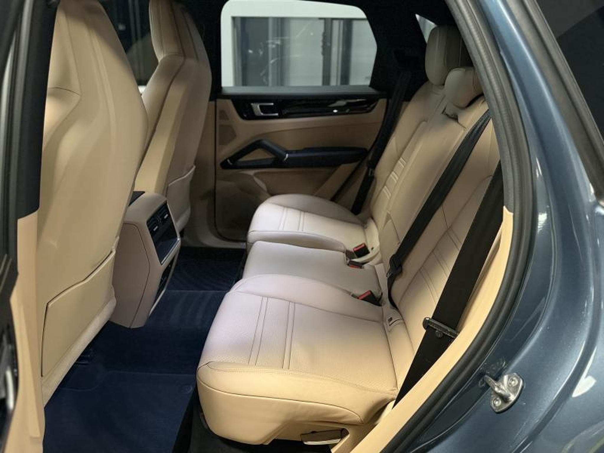 Porsche Cayenne 3.0 V6 340 (2018) - Photo 11