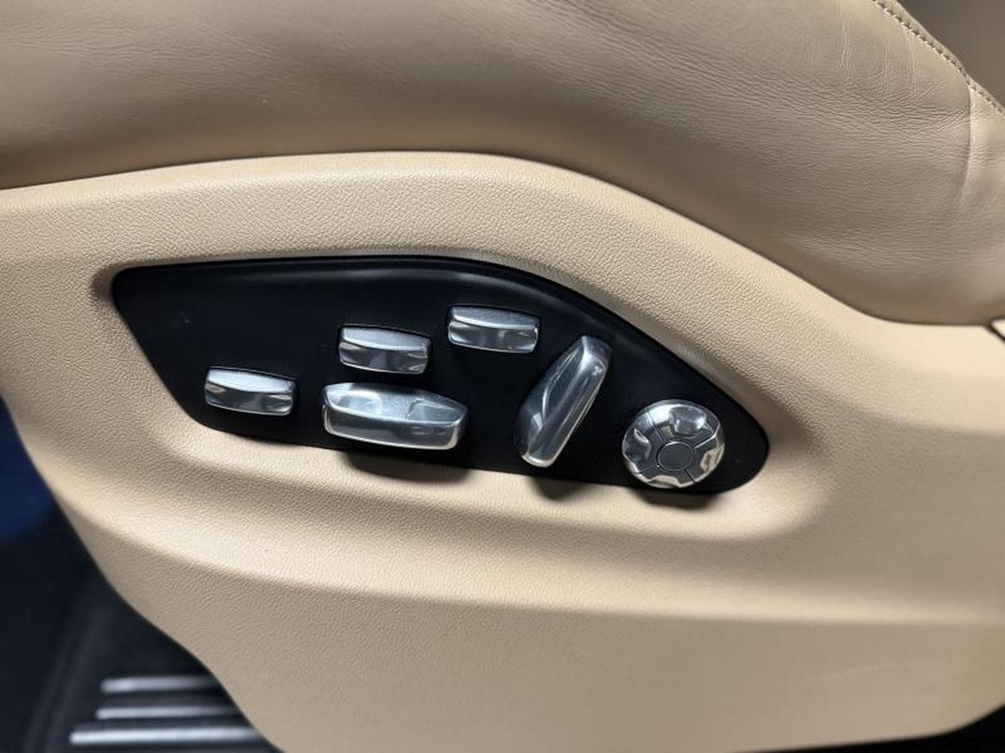 Porsche Cayenne 3.0 V6 340 (2018) - Photo 12