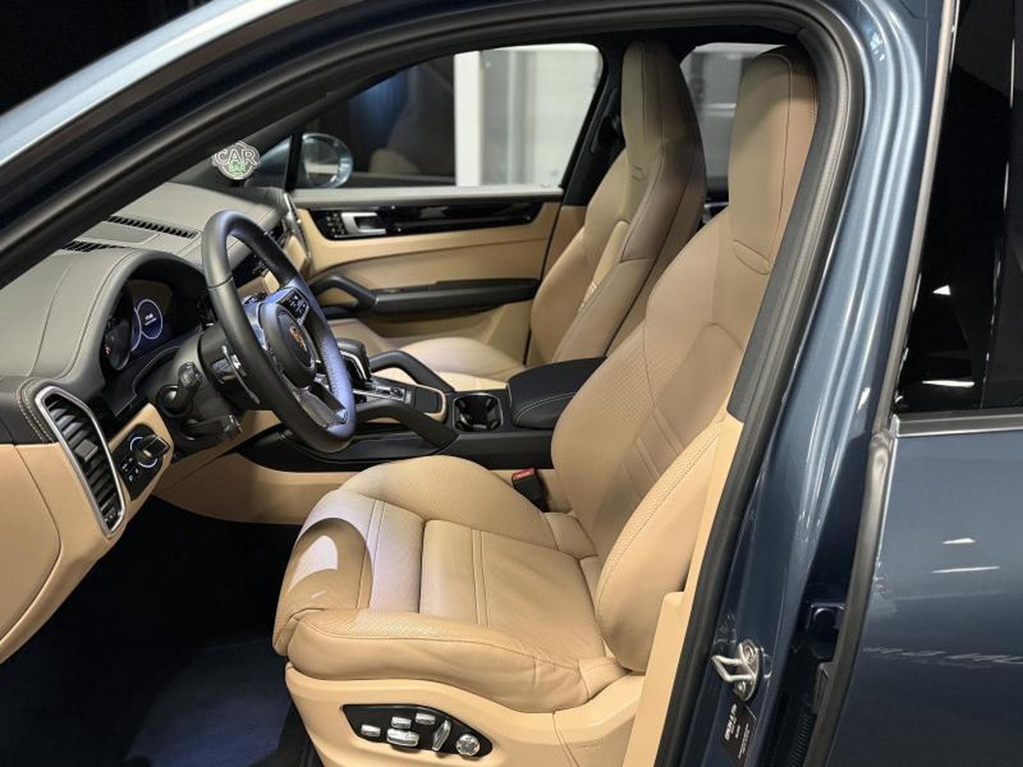 Porsche Cayenne 3.0 V6 340 (2018) - Photo 8