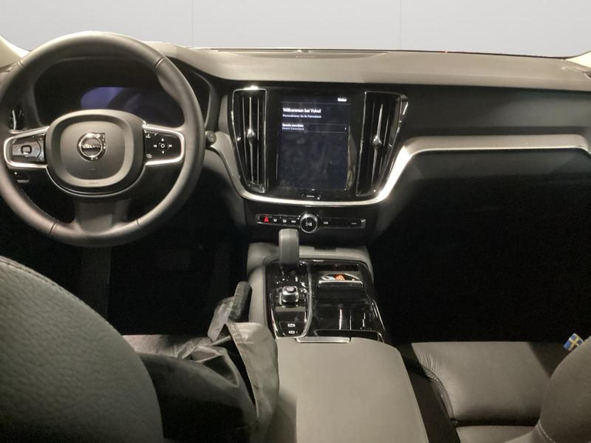 Volvo V60 T6 Plus Bright / Hybride (2025) - Photo 12