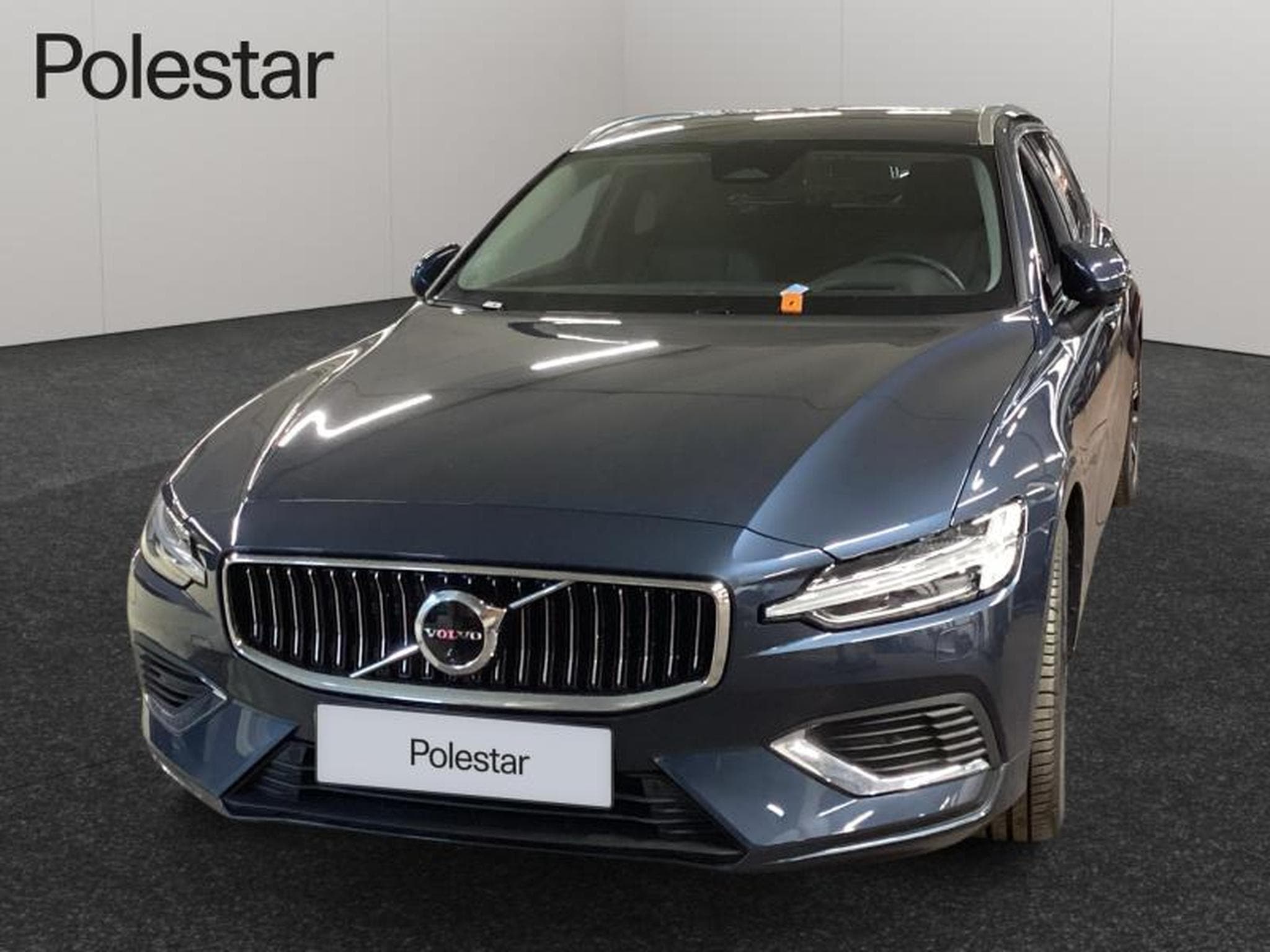 Volvo V60 T6 Plus Bright / Hybride (2025) - Photo 6