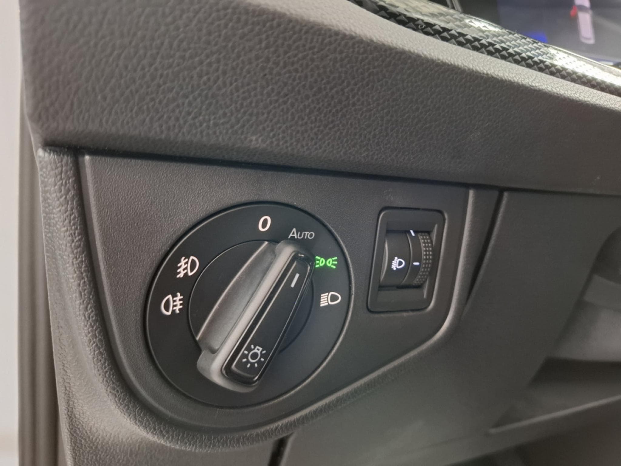 VW Polo 1.0 TSI 95 LIFE, 1 HAND, DIGITAL COCKPIT, CARPLAY, NAVI, FRA (2023) - Foto 17