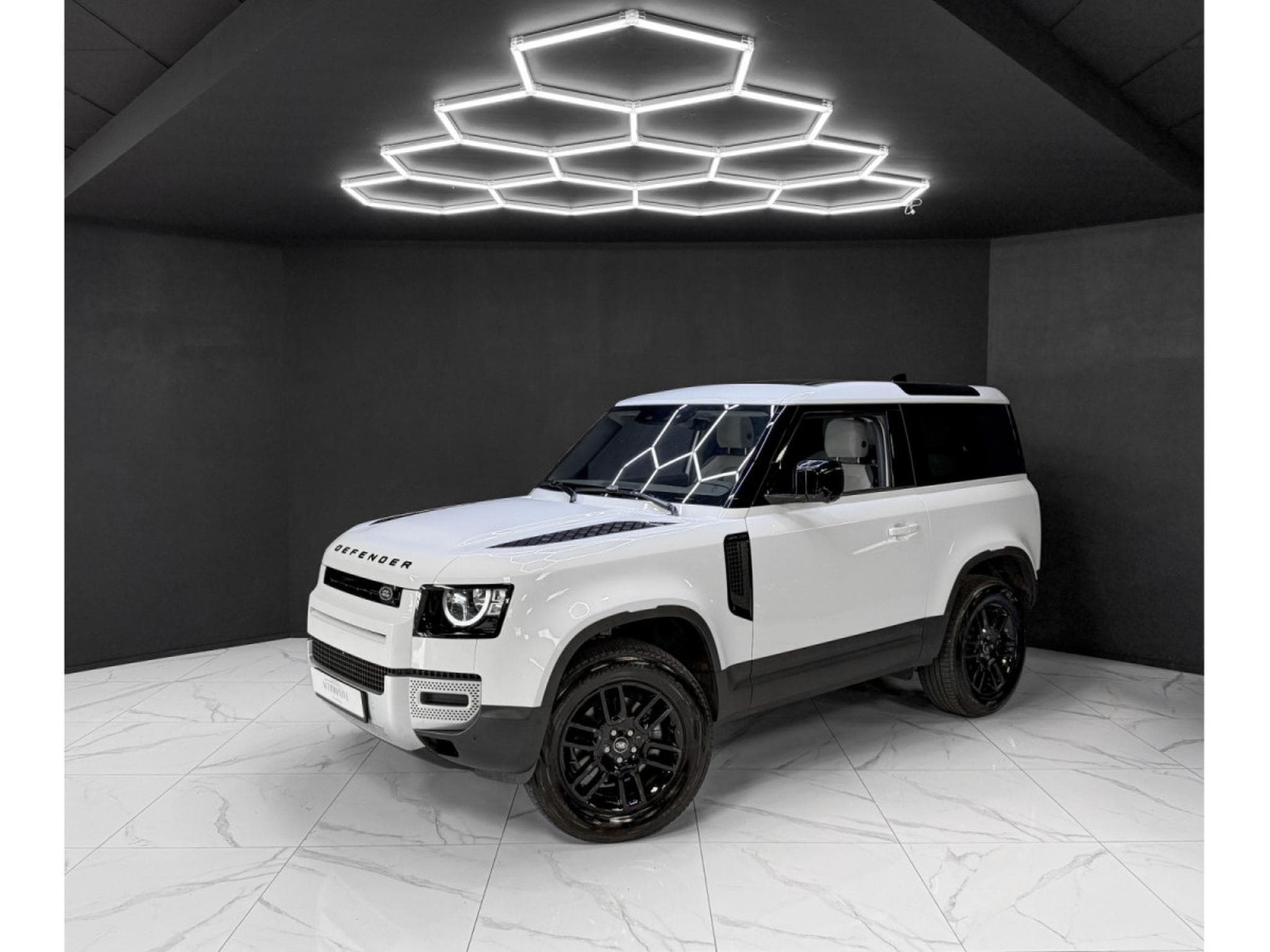 Land-Rover Defender 90 D200 S WARRANTY 2030 (2025) - Photo 1
