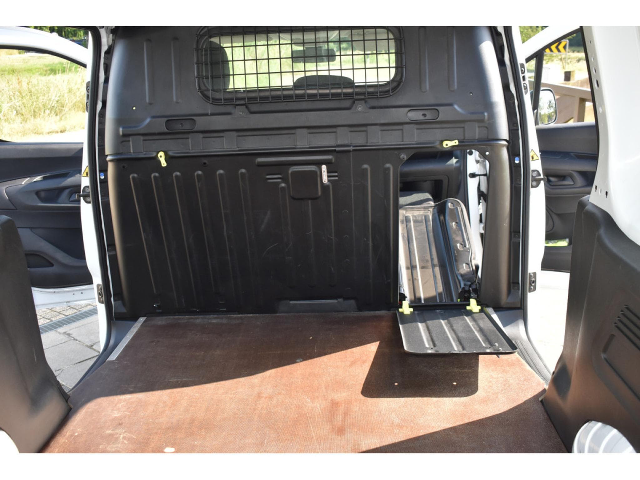 Citroën Berlingo 1,5 DCI Maxi Nouv.Distrib. 3 places très bon état (2021) - Photo 12