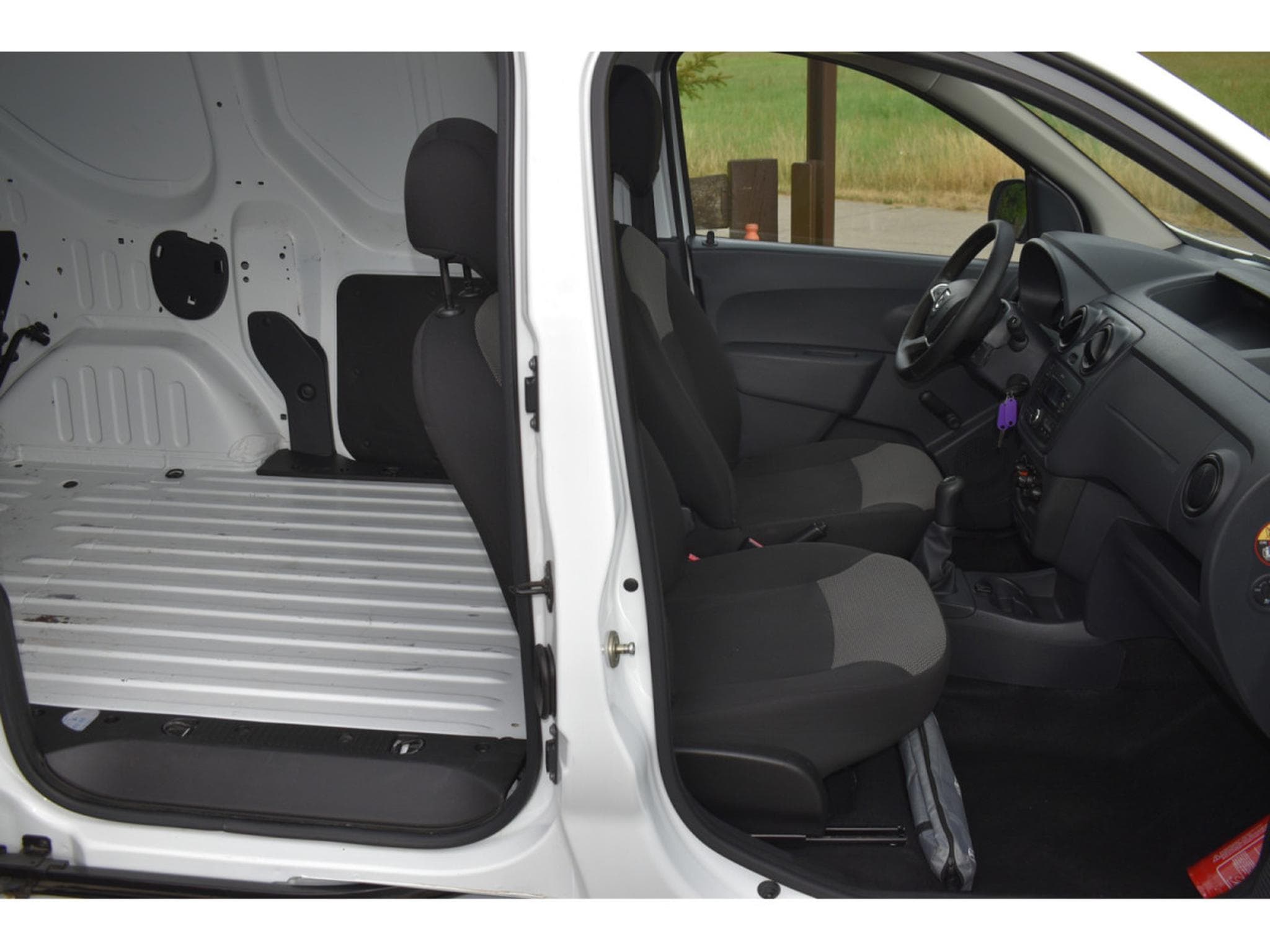 Dacia Dokker 1,5 DCi airco Eu6 sans Adblue (2019) - Photo 8