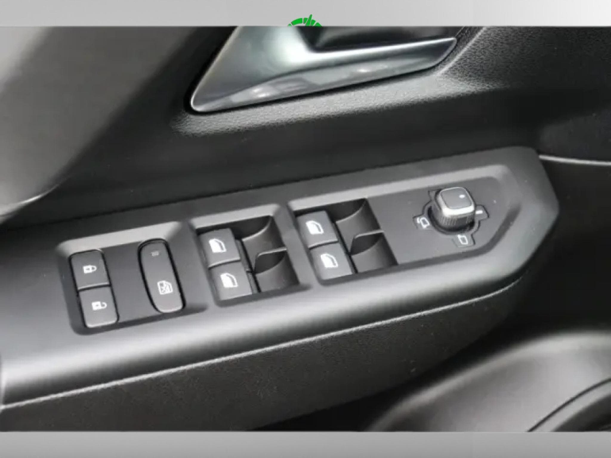Jeep Compass FIRST EDITION 1.2 E-HYBRID (2026) - Photo 25