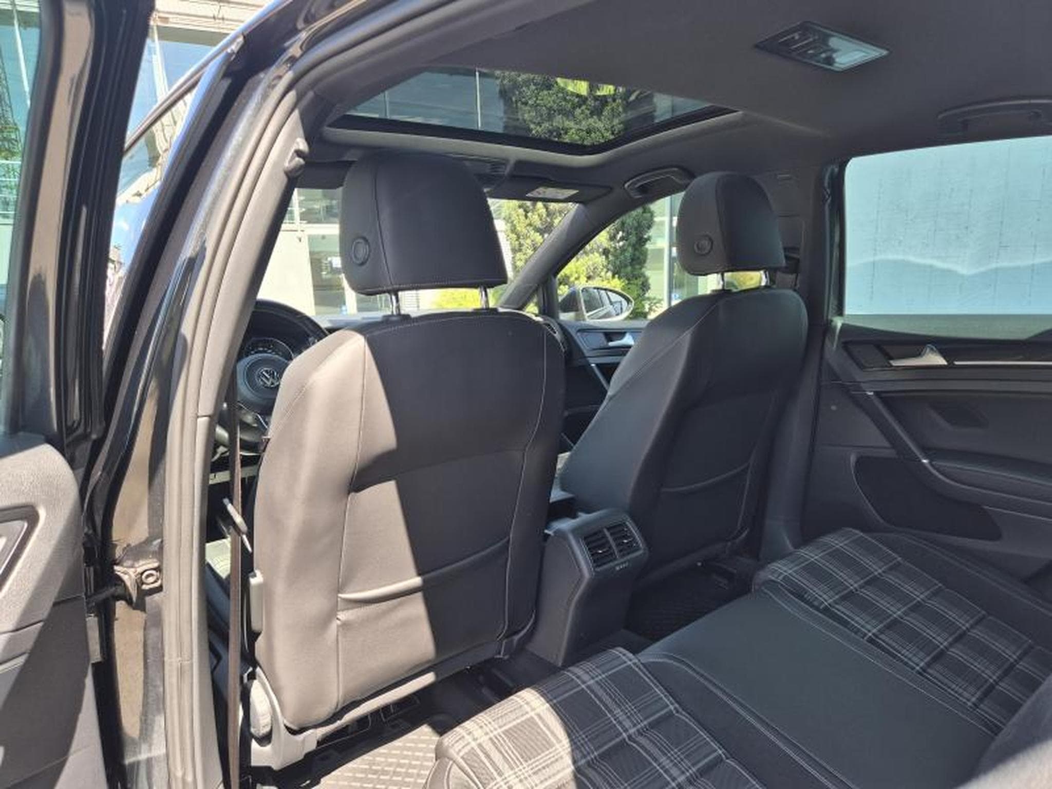VW Golf GTD BlueMotion Technology DSG (2016) - Foto 9