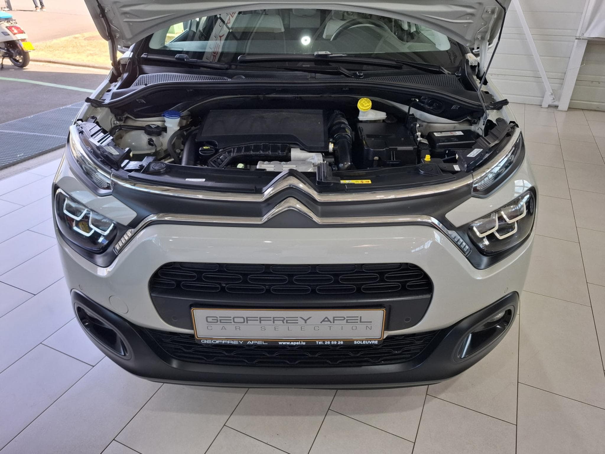 Citroën C3 SHINEPACK 110 B.AUTO, NAVI, CUIR, CARPLAY,LED, CAMERA, 1HAND (2021) - Foto 19