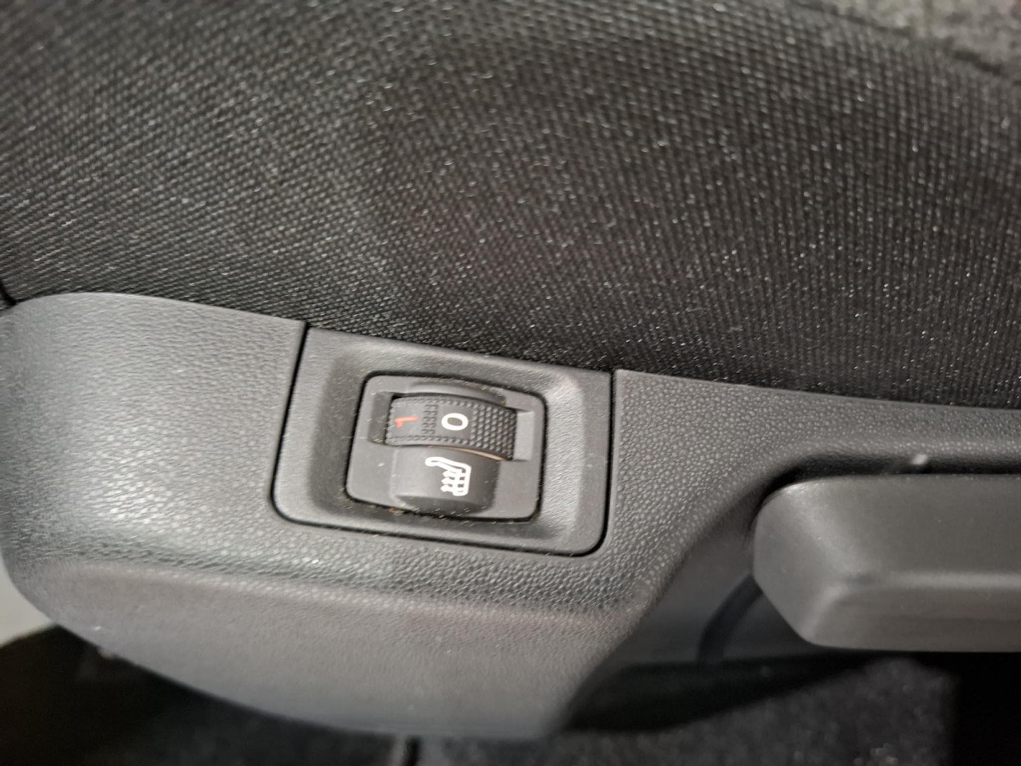 Citroën C3 SHINEPACK 110 B.AUTO, NAVI, CUIR, CARPLAY,LED, CAMERA, 1HAND (2021) - Foto 9