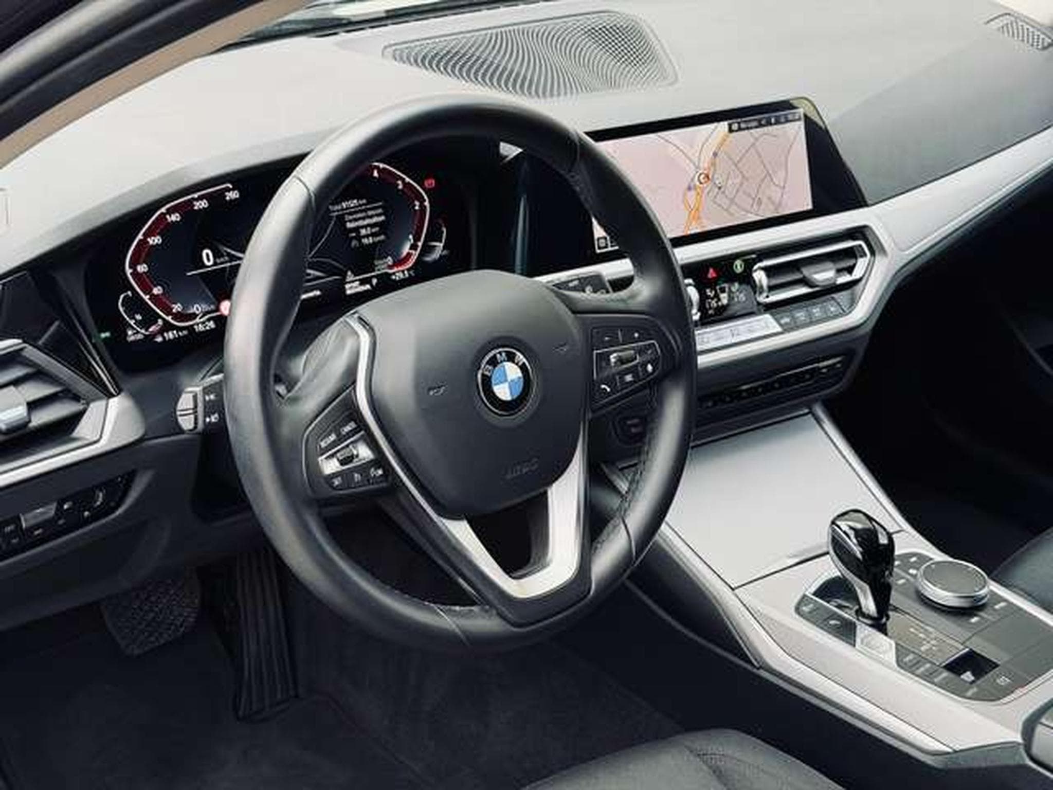 BMW 318 Touring 318 dA Auto.// 12 Mois De Garantie ✅✅✅ (2022) - Photo 11