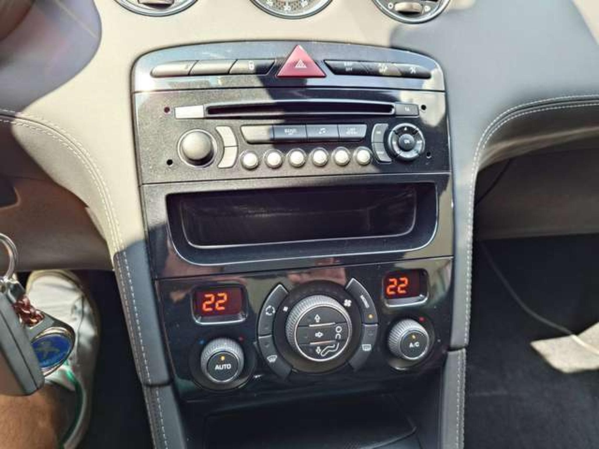 Peugeot RCZ RCZ 1.6 THP (2012) - Foto 9