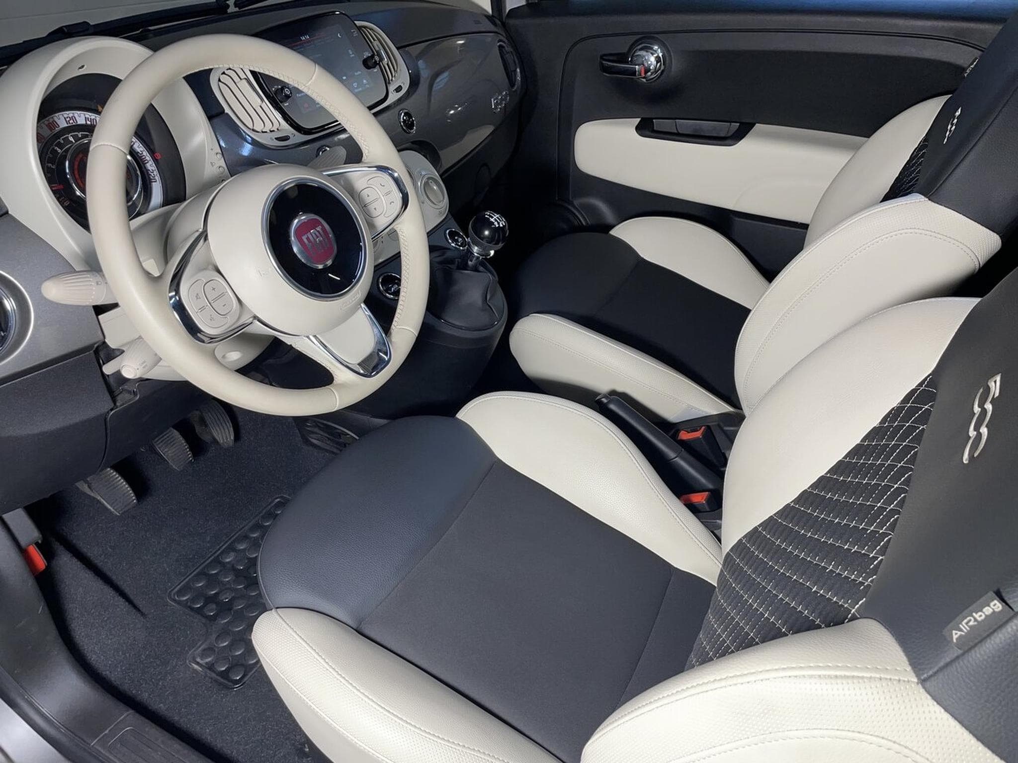 Fiat 500 1.0 70 CV HYBRID LOUNGE BLUETOOTH CABRIOLET (2022) - Photo 10