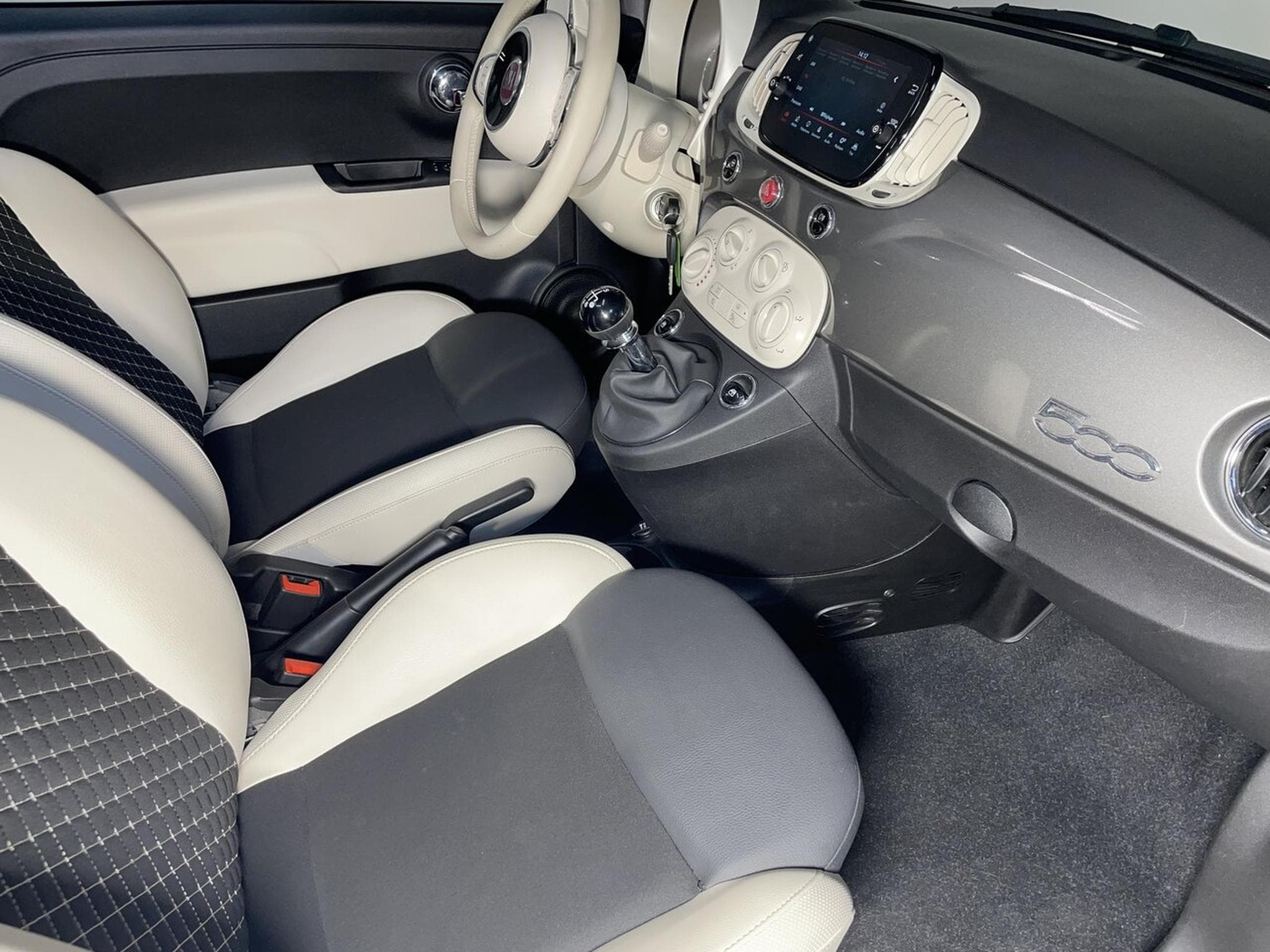 Fiat 500 1.0 70 CV HYBRID LOUNGE BLUETOOTH CABRIOLET (2022) - Photo 11