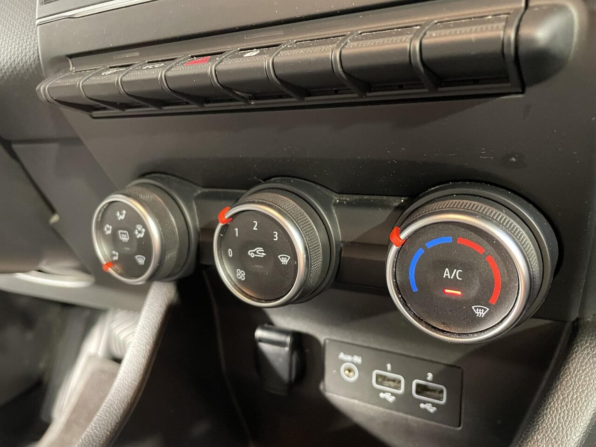 Renault Clio V 1.0 TCE 100 CORPORATE GPS BLUETOOTH (2019) - Photo 7