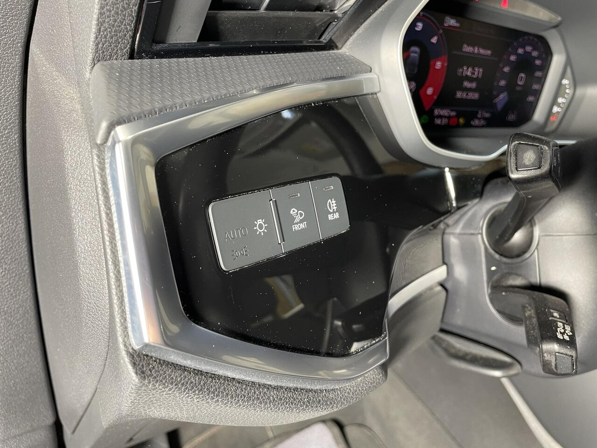 Audi Q3 SPORTBACK 35 TDI 150 S-TRONIC VIRTUAL COCKPIT (2021) - Photo 9