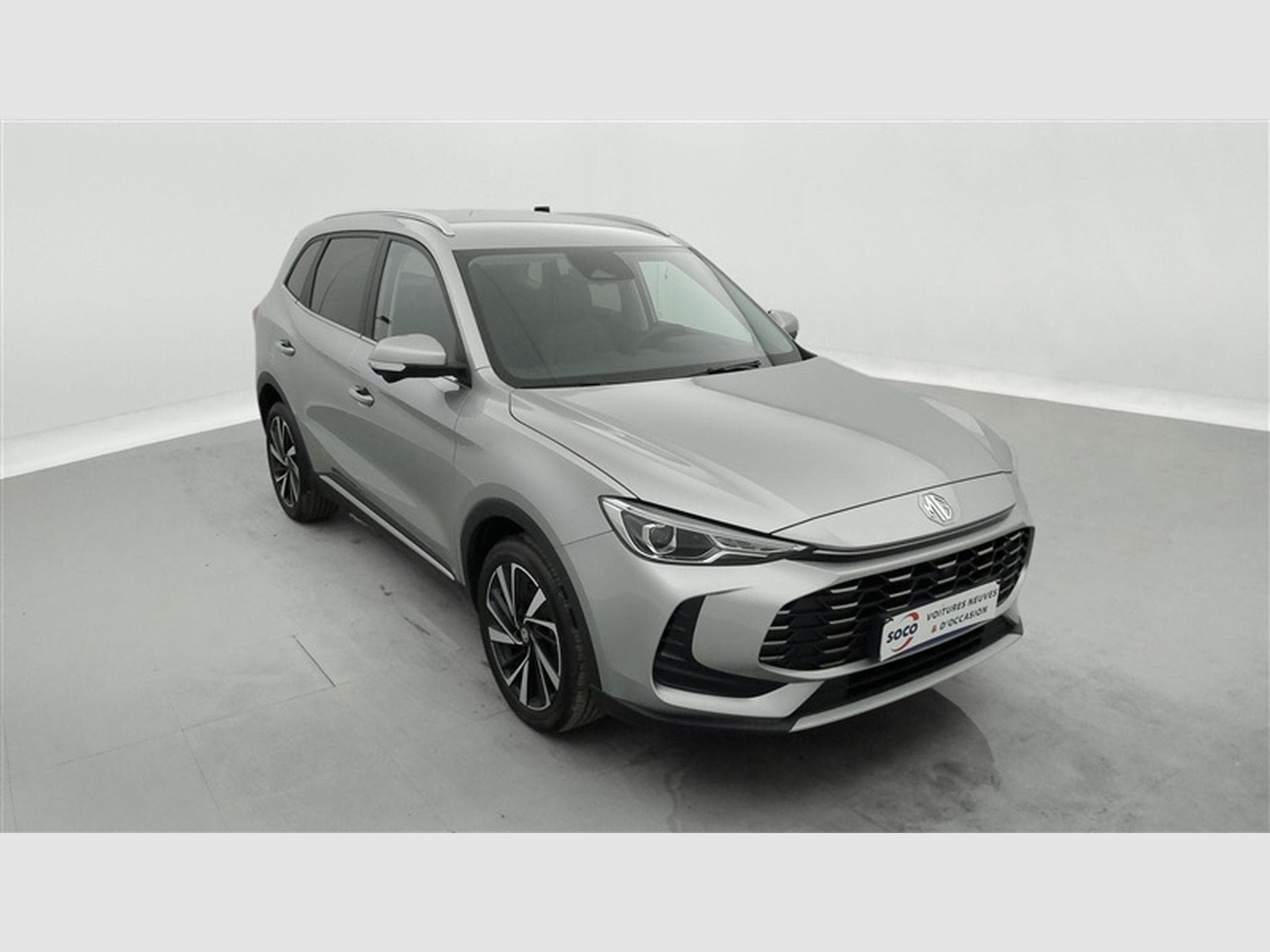 MG ZS 1.5 Hybrid+ Luxury NAVI / CAMERA / CARPLAY / ALU (2026) - Photo 22