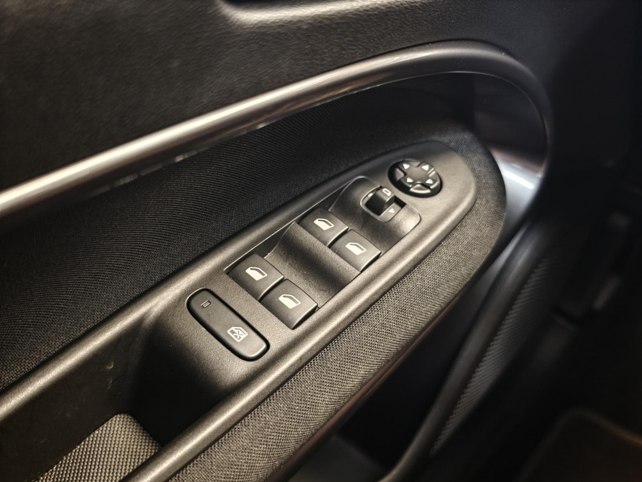 Fiat 600 Red Edition (2024) - Photo 22