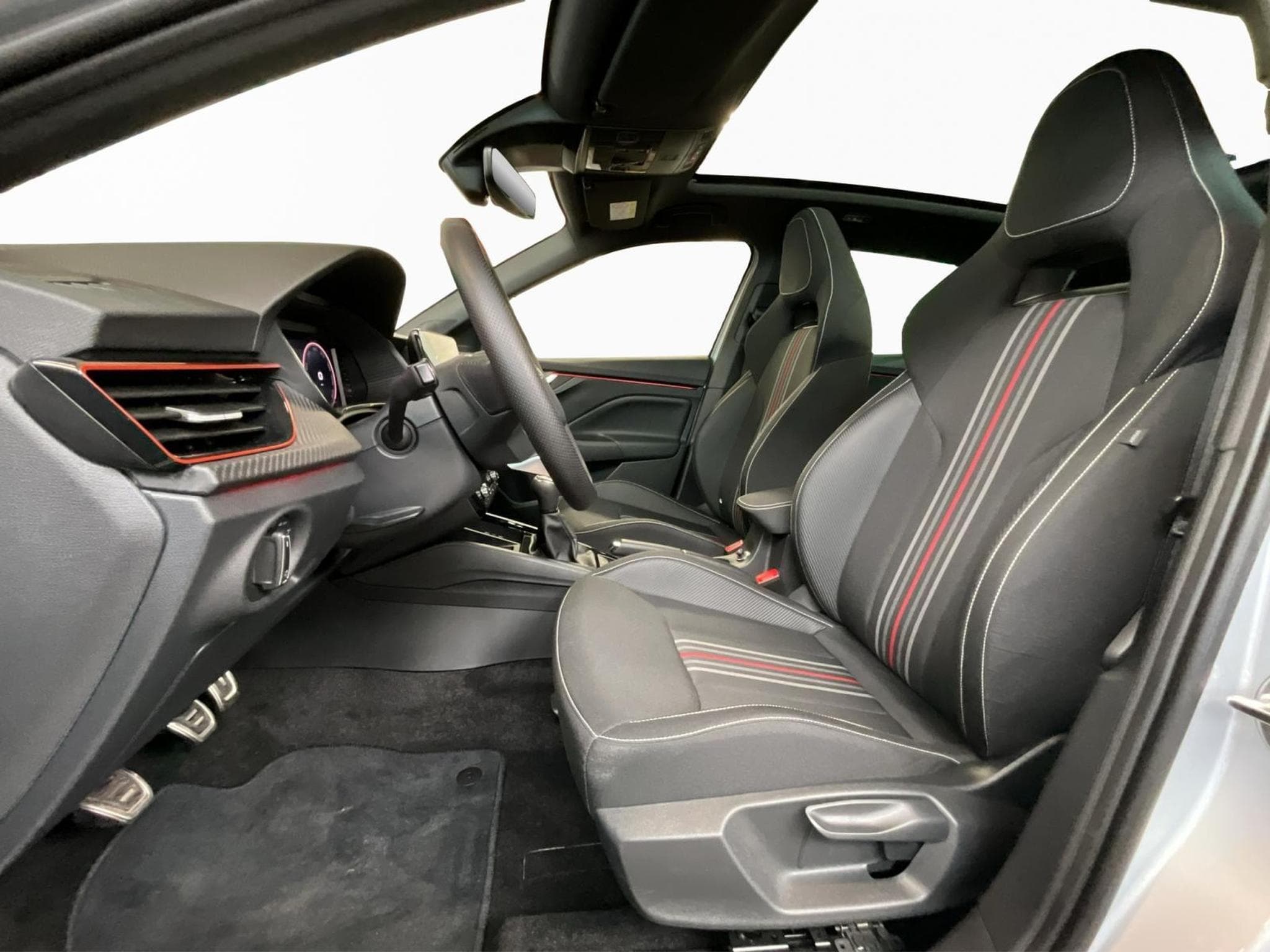 Skoda Scala Monte-Carlo+BVM+LED+Navi (2025) - Foto 11