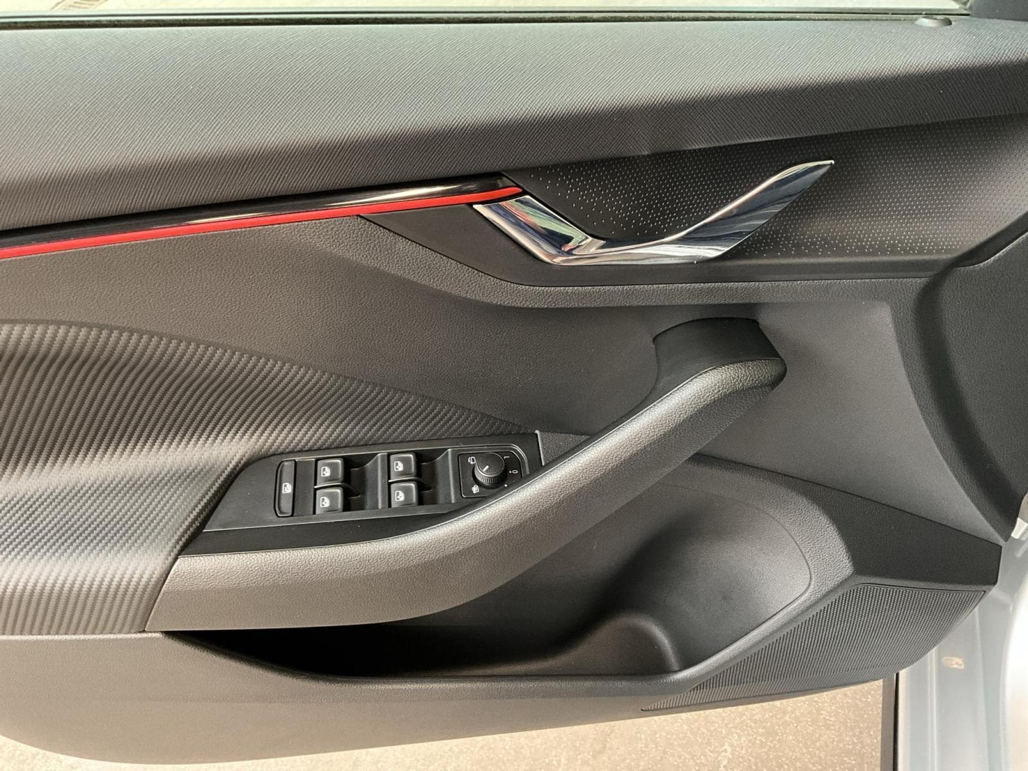 Skoda Scala Monte-Carlo+BVM+LED+Navi (2025) - Foto 15