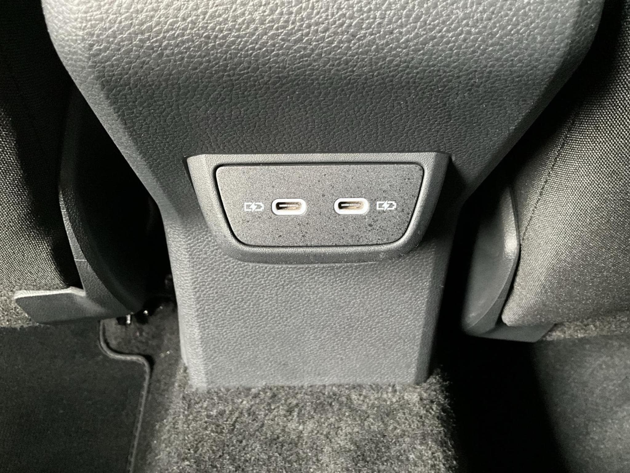 VW Polo Comfortline+DSG+Pano+P.Drive+LED+Navi (2021) - Foto 21