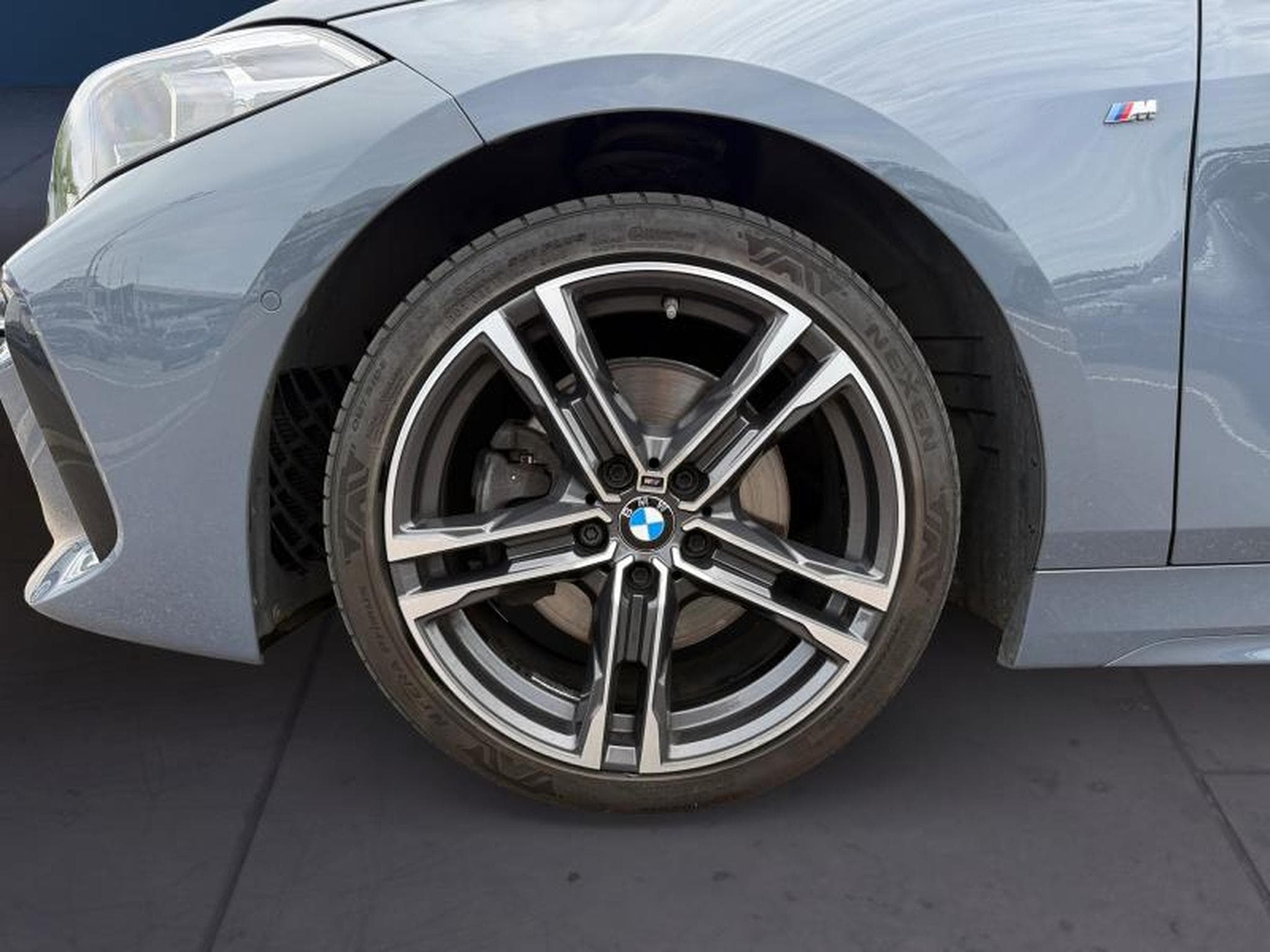 BMW 118 118i Hatch Kit M Sport (2019) - Photo 10