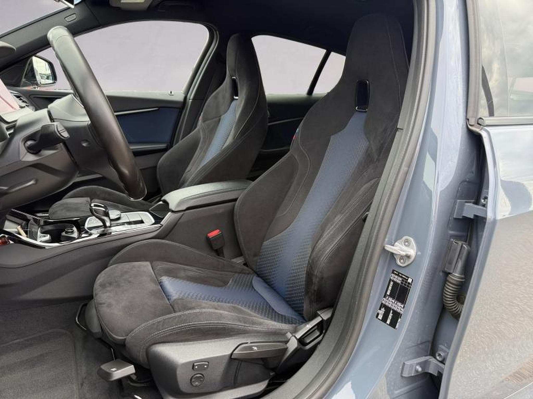 BMW 118 118i Hatch Kit M Sport (2019) - Photo 8