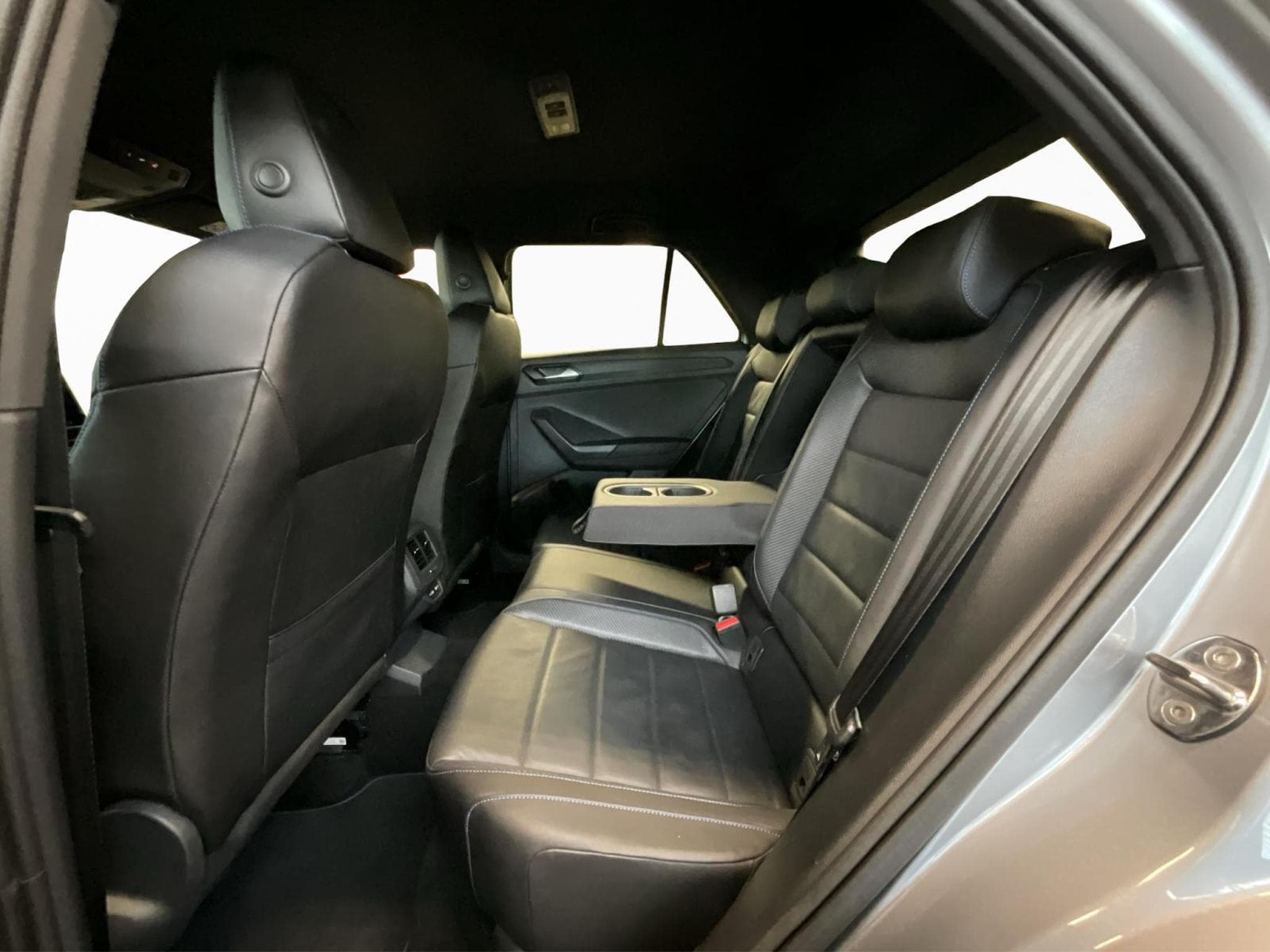 VW T-Roc R+DSG+4M.+Matrix-LED+Navi+IQ-Drive (2022) - Foto 15