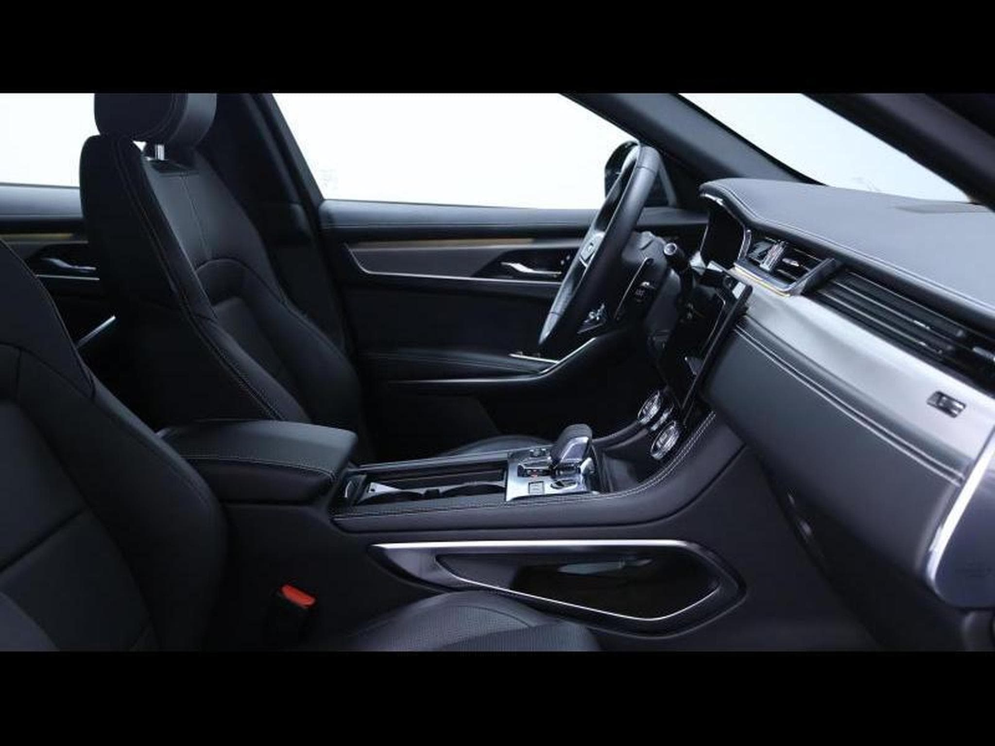 Jaguar F-Pace D165 S R-Dynamic S AWD Auto (2024) - Foto 8