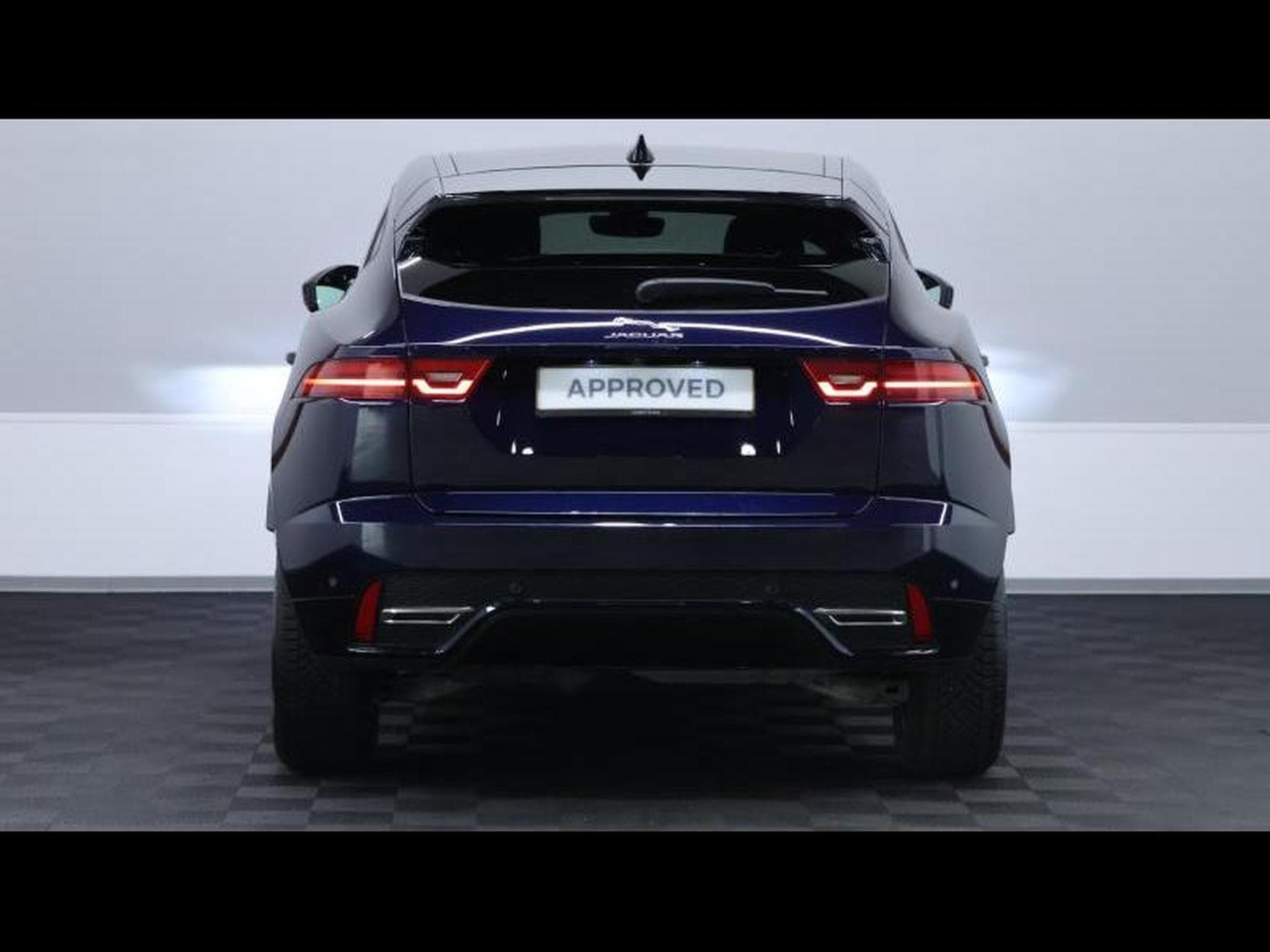 Jaguar E-Pace D165 R-Dynamic S AWD auto (2024) - Foto 5