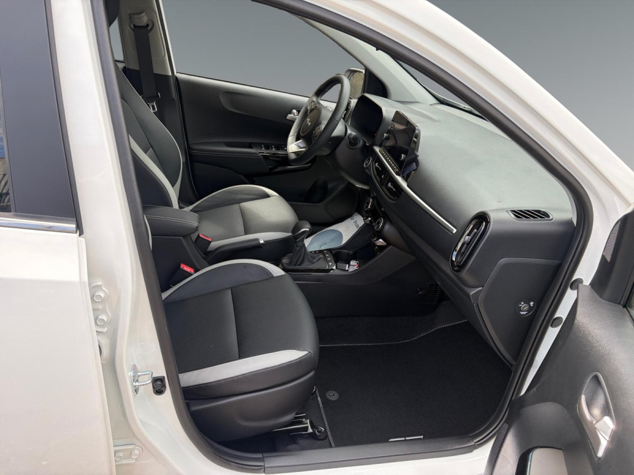 Kia Picanto GT Line 1.0 GDI ISG 68 AMT (2026) - Photo 15