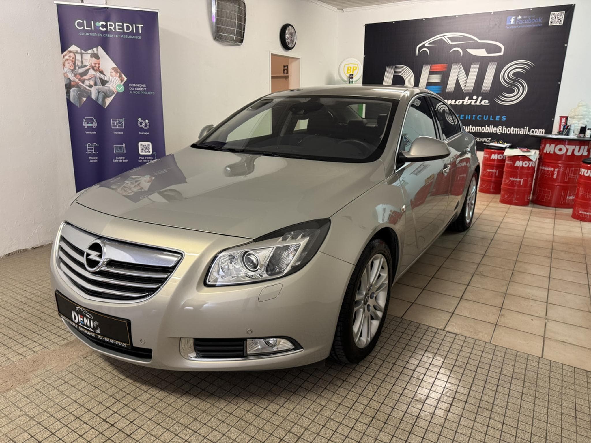 Opel Insignia 2.0 Turbo Essence 220Ch Automatique!10.956km! (2011) - Photo 1